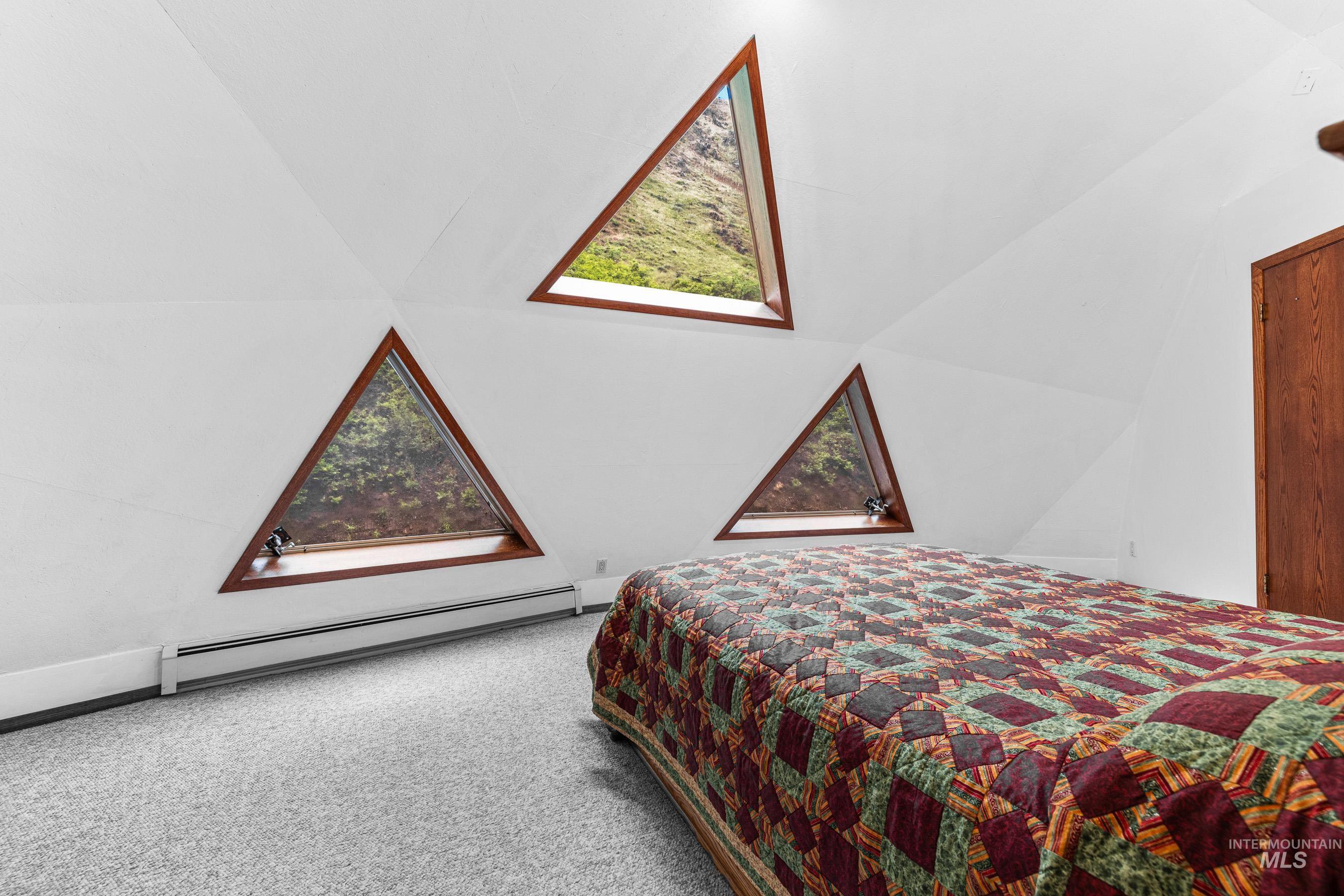 360 Lake Creek Rd, Riggins, Idaho 83549, 2 Bedrooms, 2 Bathrooms, Residential For Sale, Price $549,000,MLS 98973443