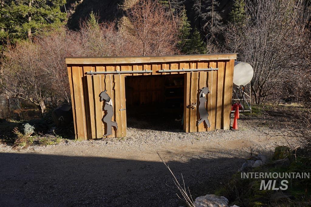 360 Lake Creek Rd, Riggins, Idaho 83549, 2 Bedrooms, 2 Bathrooms, Residential For Sale, Price $549,000,MLS 98973443