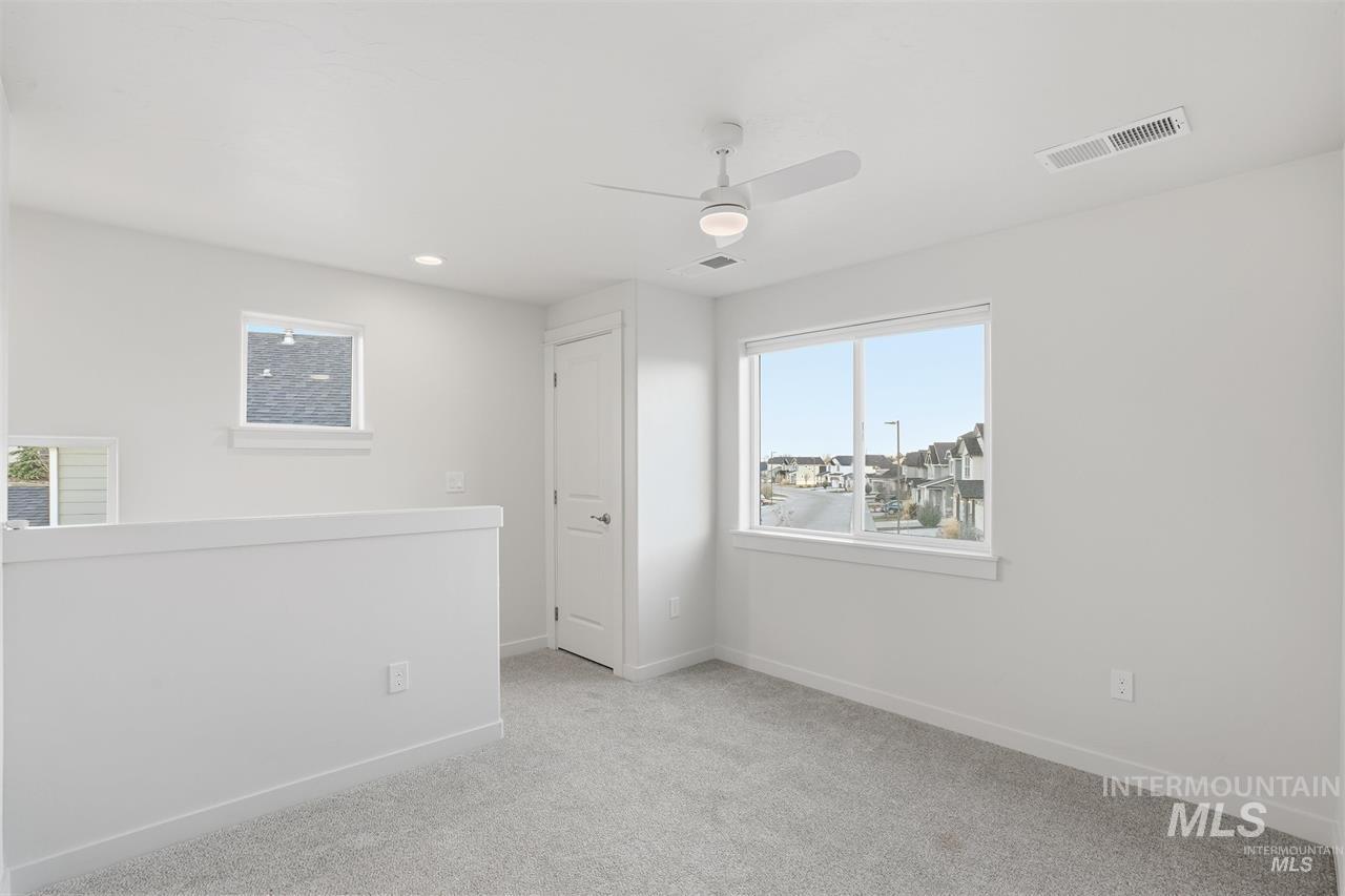 449 W Winnipeg St., Meridian, Idaho 83642, 3 Bedrooms, 2.5 Bathrooms, Rental For Rent, Price $2,300,MLS 98973447