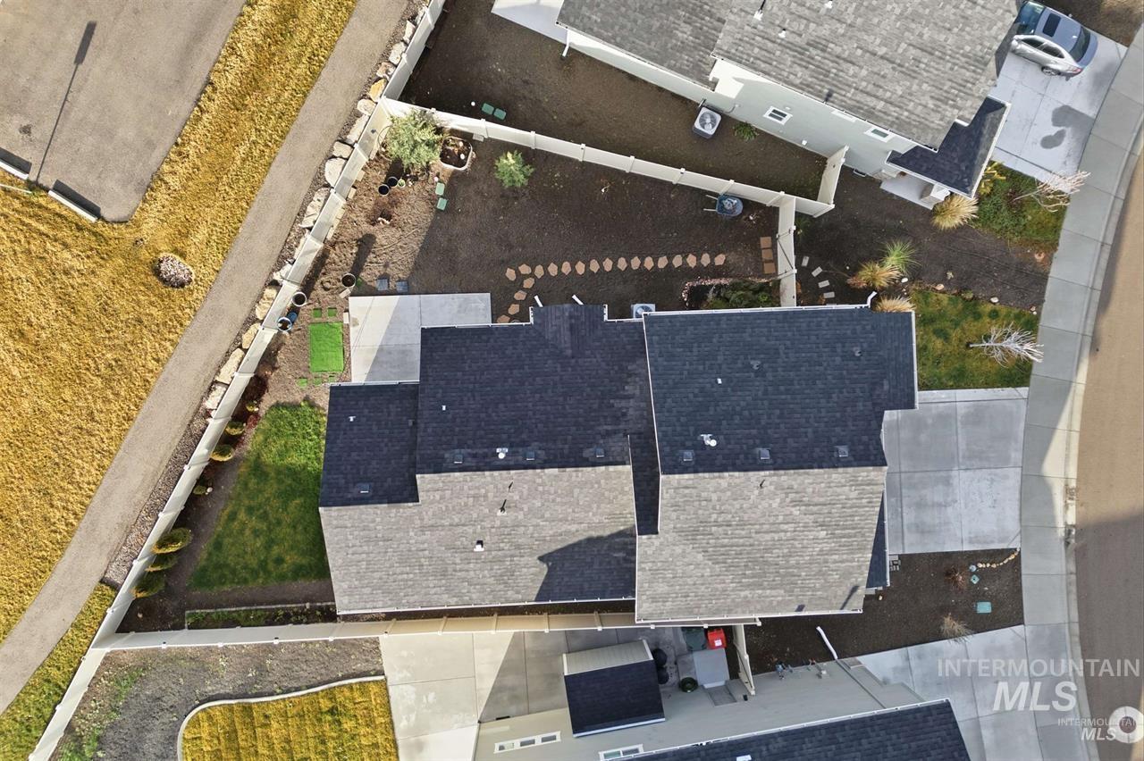 449 W Winnipeg St., Meridian, Idaho 83642, 3 Bedrooms, 2.5 Bathrooms, Rental For Rent, Price $2,300,MLS 98973447