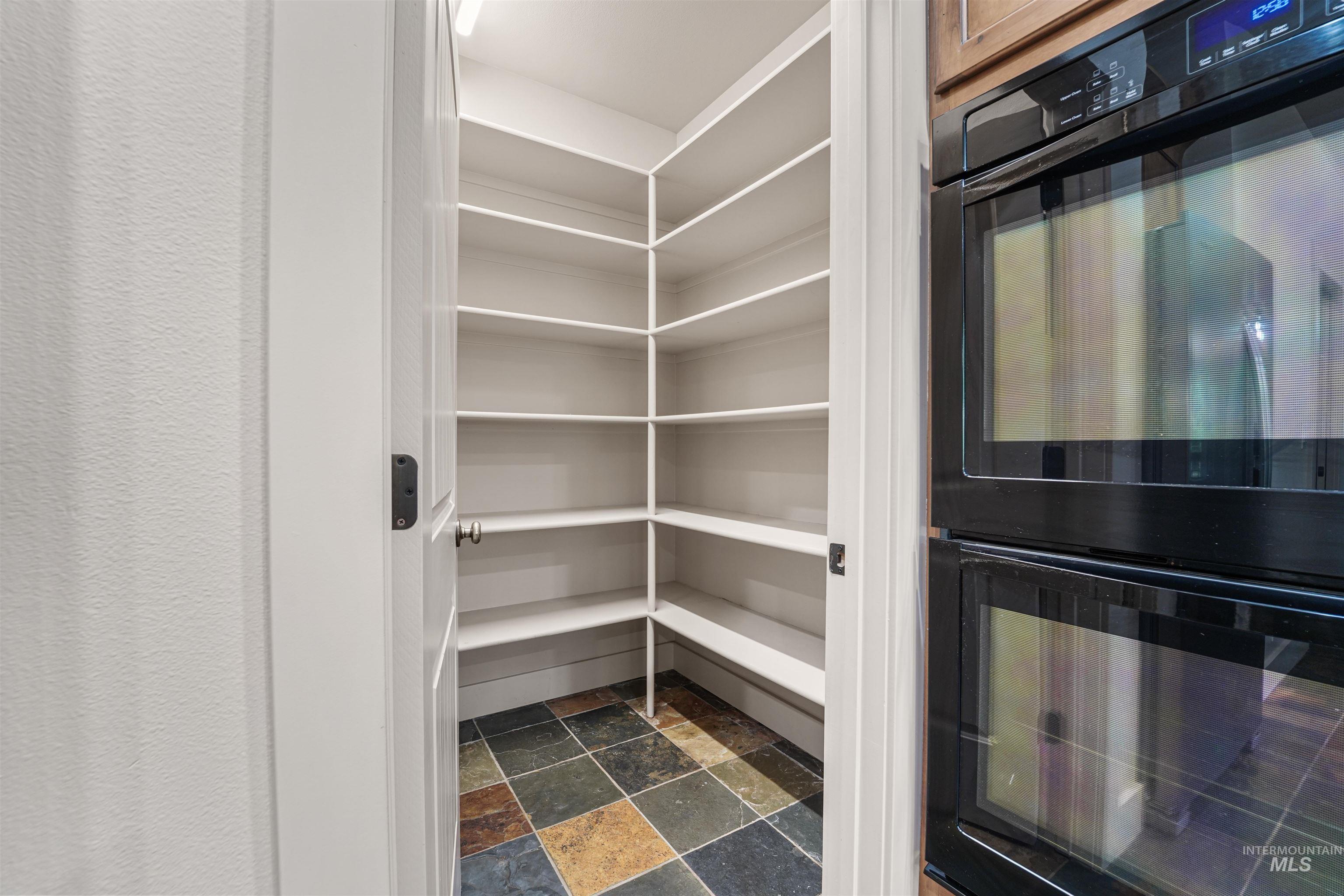 50 Highland Road, Boise, Idaho 83716, 4 Bedrooms, 2.5 Bathrooms, Residential For Sale, Price $789,900,MLS 98973452