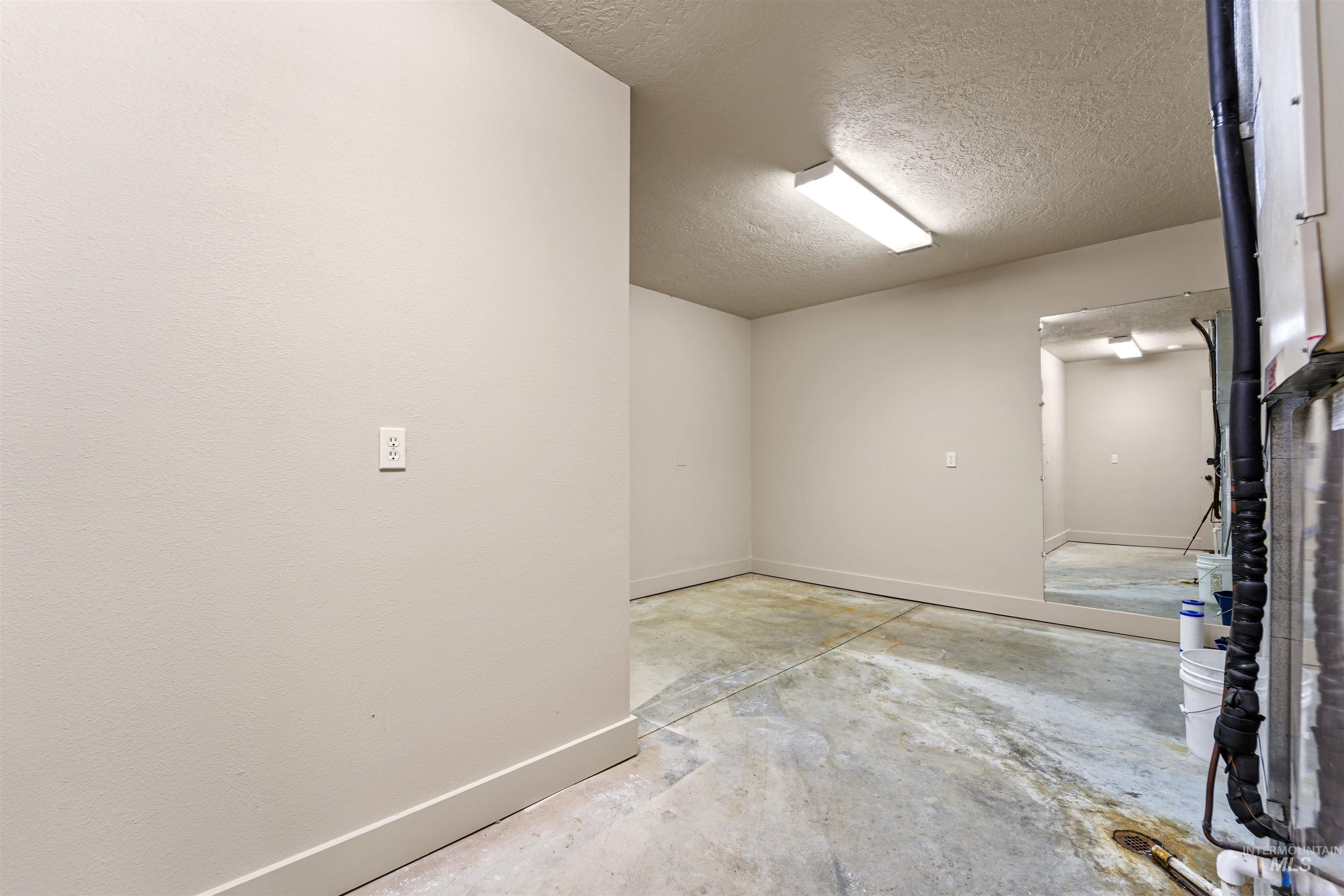 50 Highland Road, Boise, Idaho 83716, 4 Bedrooms, 2.5 Bathrooms, Residential For Sale, Price $789,900,MLS 98973452