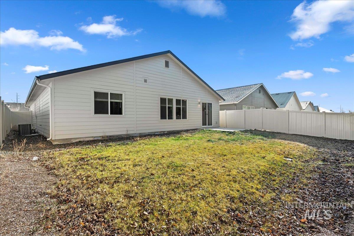 3061 S Green Forrest Way, Boise, Idaho 83709-3771, 3 Bedrooms, 2 Bathrooms, Residential For Sale, Price $449,990,MLS 98973454