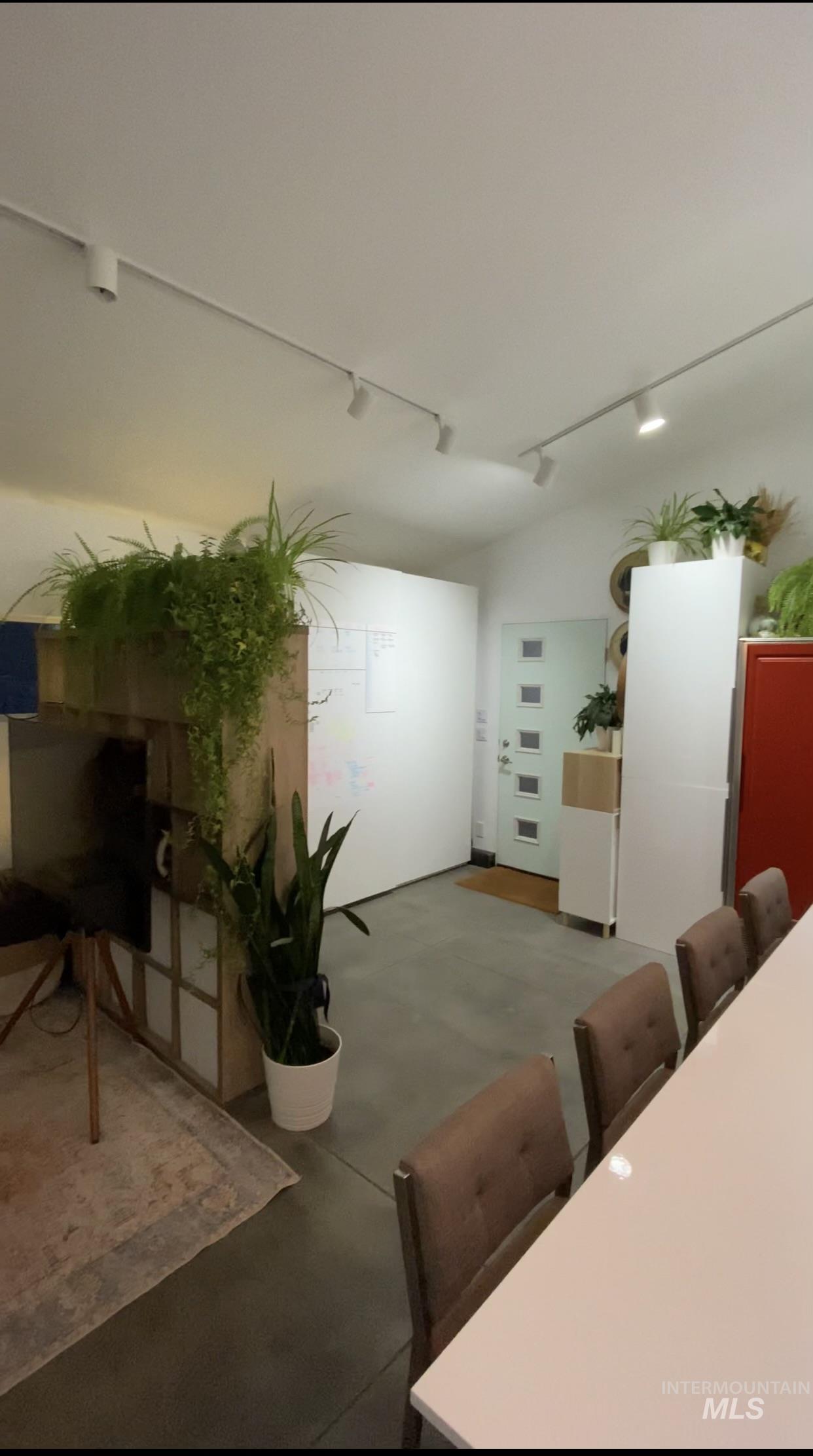 2923 N Ash Park Lane, Boise, Idaho 83704, 1 Bedroom, 1 Bathroom, Residential For Sale, Price $520,000,MLS 98973455