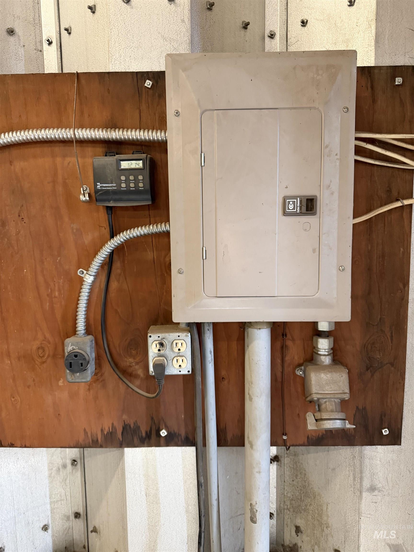 103 Llama Lane, Kamiah, Idaho 83536, 3 Bedrooms, 2.5 Bathrooms, Residential For Sale, Price $924,500, 98973461