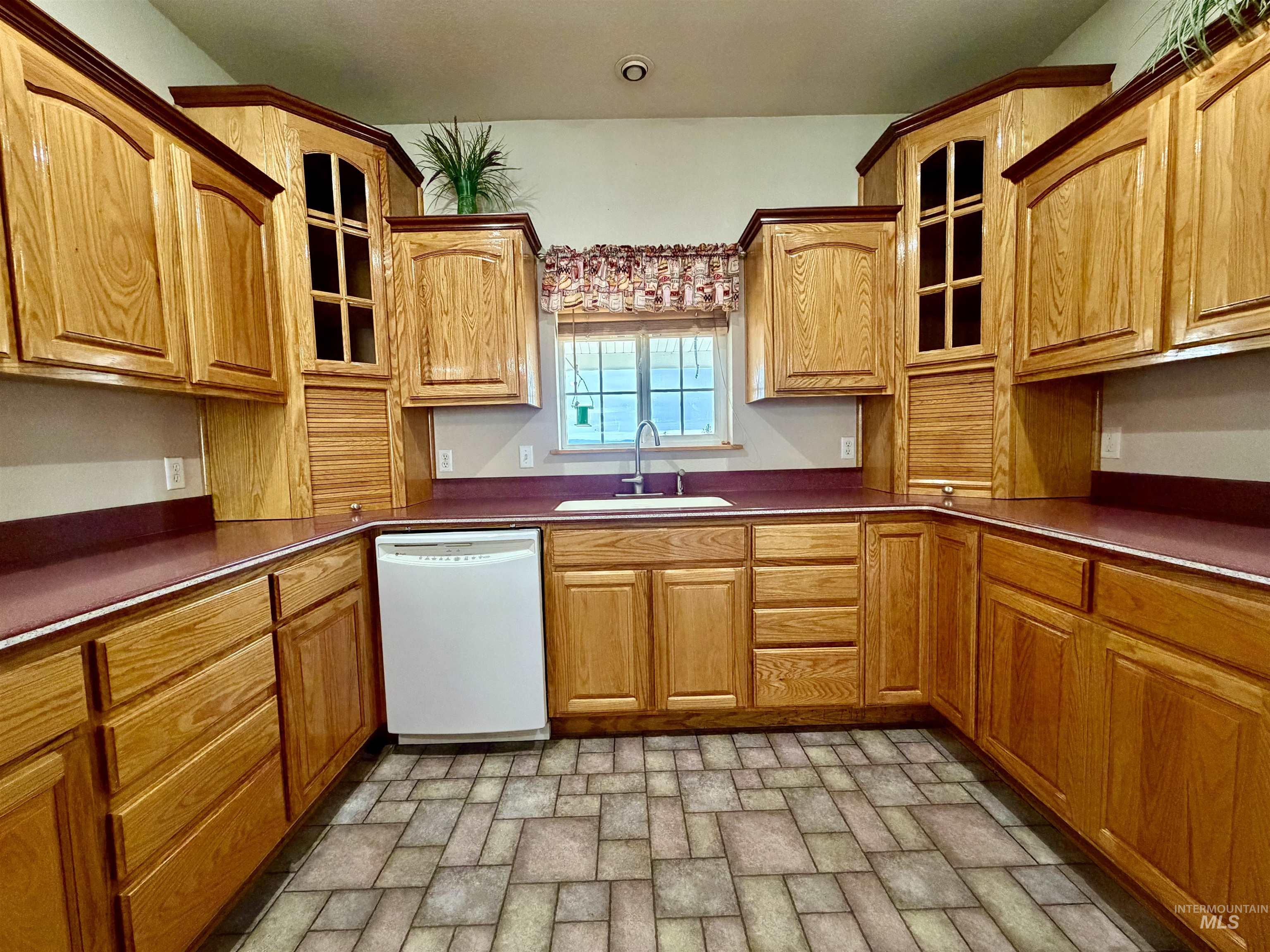 103 Llama Lane, Kamiah, Idaho 83536, 3 Bedrooms, 2.5 Bathrooms, Residential For Sale, Price $924,500,MLS 98973461