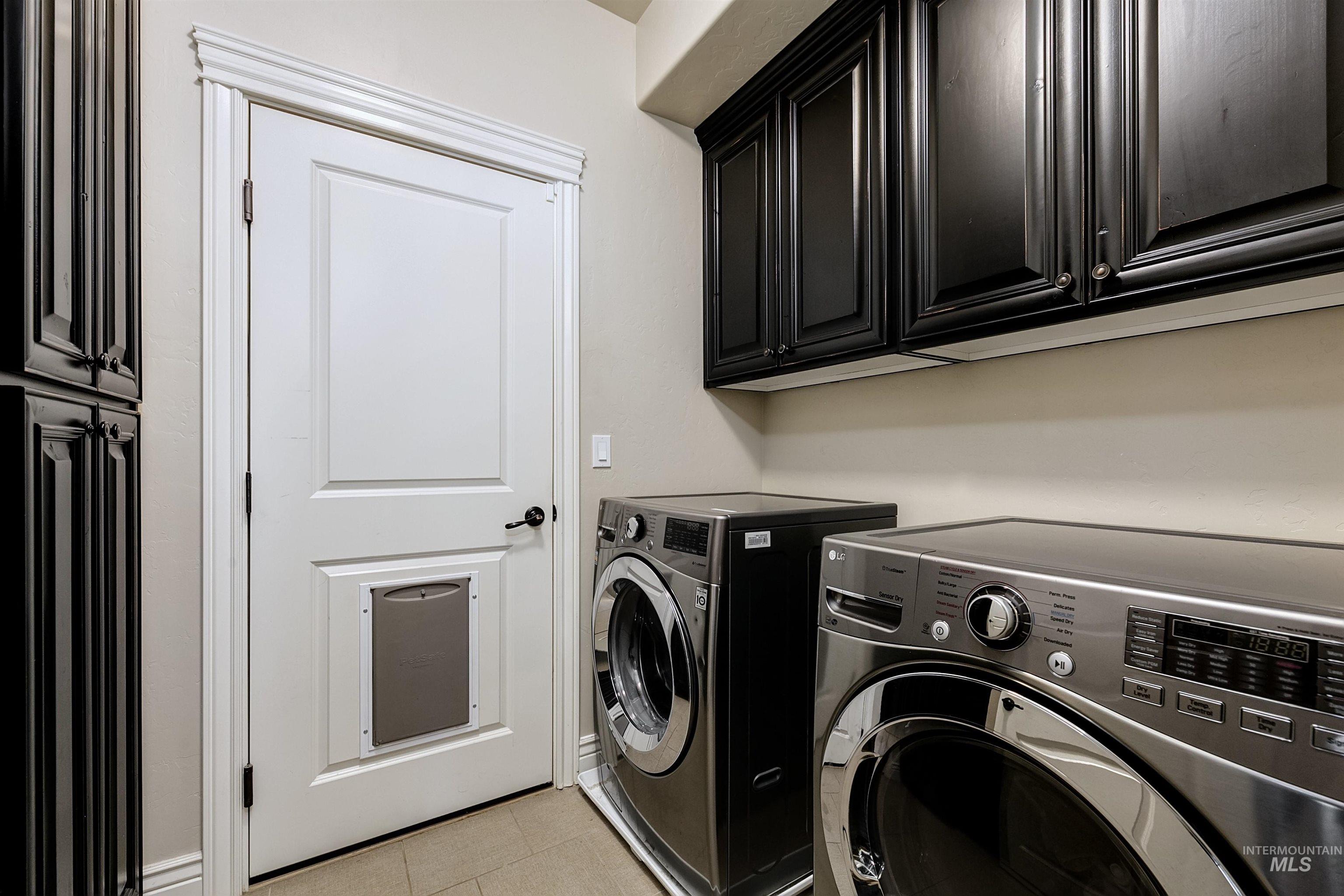 3048 W San Remo St., Meridian, Idaho 83646, 4 Bedrooms, 3.5 Bathrooms, Residential For Sale, Price $799,000,MLS 98973462