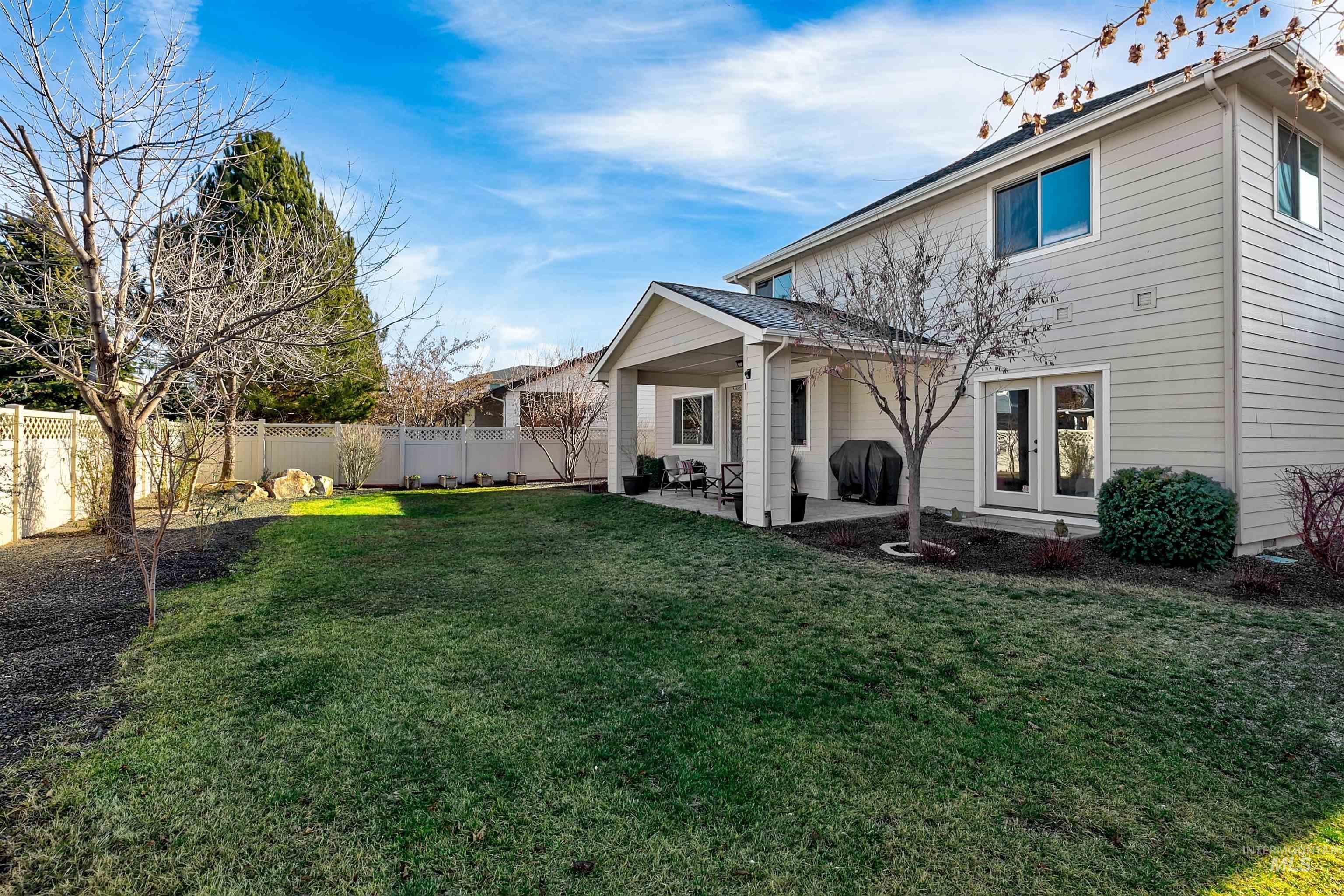 3048 W San Remo St., Meridian, Idaho 83646, 4 Bedrooms, 3.5 Bathrooms, Residential For Sale, Price $799,000,MLS 98973462