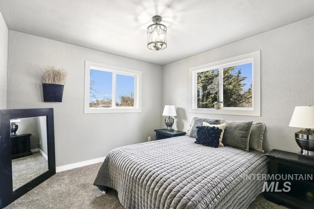 321 6th Ave W, Jerome, Idaho 83338, 2 Bedrooms, 2 Bathrooms, Residential For Sale, Price $310,000,MLS 98973468