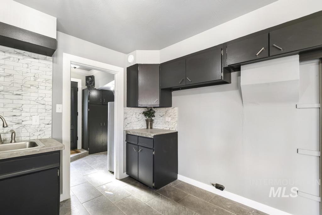 321 6th Ave W, Jerome, Idaho 83338, 2 Bedrooms, 2 Bathrooms, Residential For Sale, Price $310,000,MLS 98973468