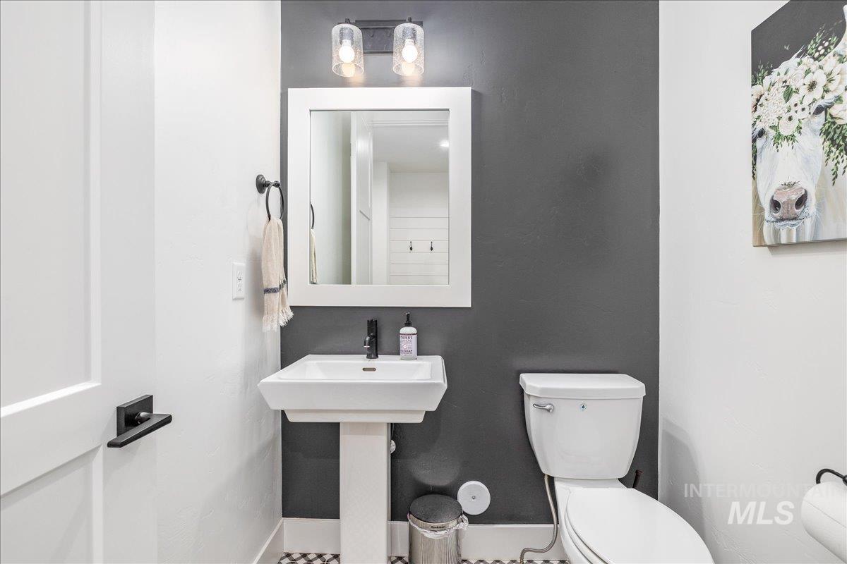 3212 W. Antelope View Dr., Boise, Idaho 83714, 3 Bedrooms, 2.5 Bathrooms, Residential For Sale, Price $715,000,MLS 98973469