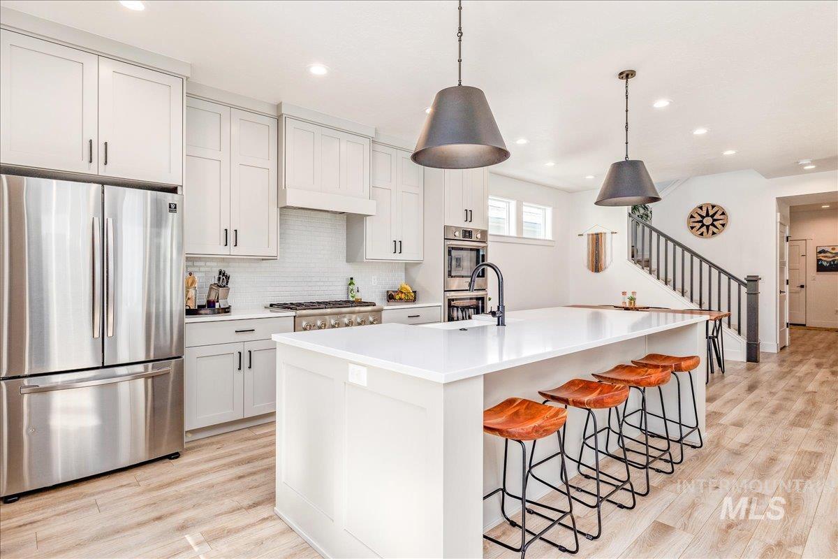 3212 W. Antelope View Dr., Boise, Idaho 83714, 3 Bedrooms, 2.5 Bathrooms, Residential For Sale, Price $715,000,MLS 98973469