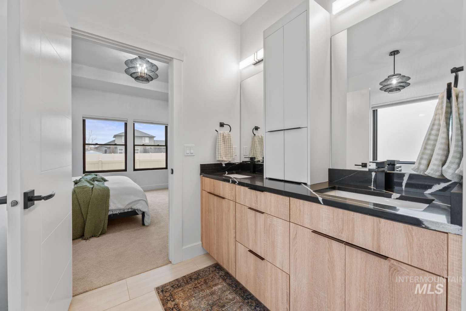 429 Meadowview Lane N, Twin Falls, Idaho 83301, 3 Bedrooms, 2.5 Bathrooms, Residential For Sale, Price $590,000,MLS 98973472