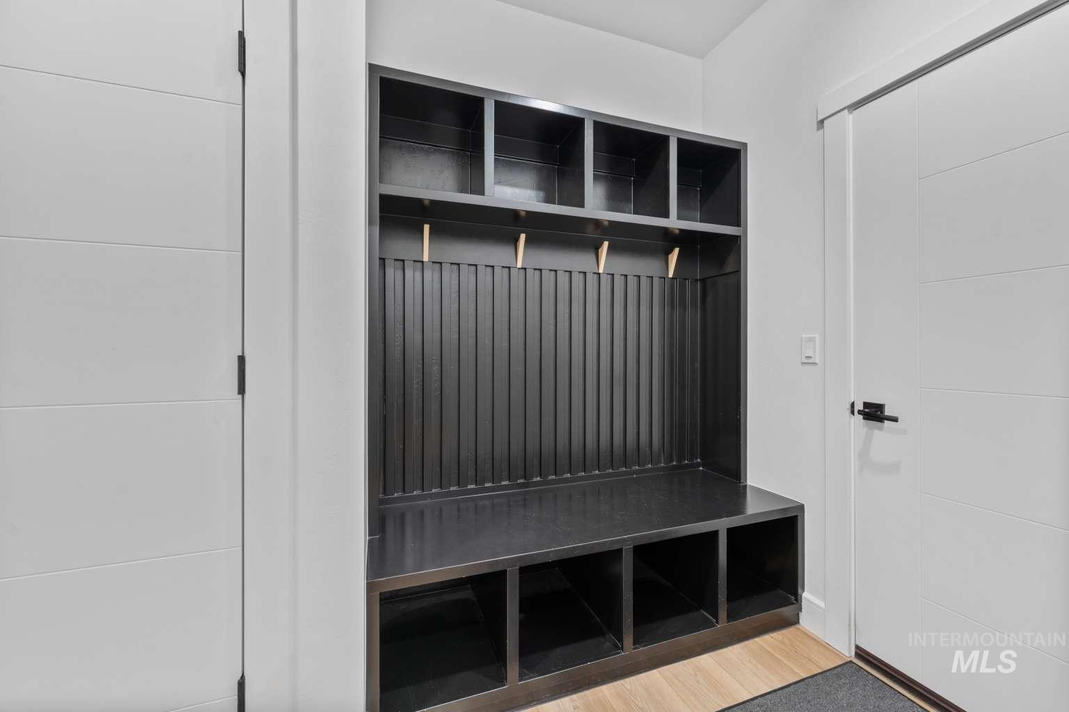 429 Meadowview Lane N, Twin Falls, Idaho 83301, 3 Bedrooms, 2.5 Bathrooms, Residential For Sale, Price $590,000,MLS 98973472