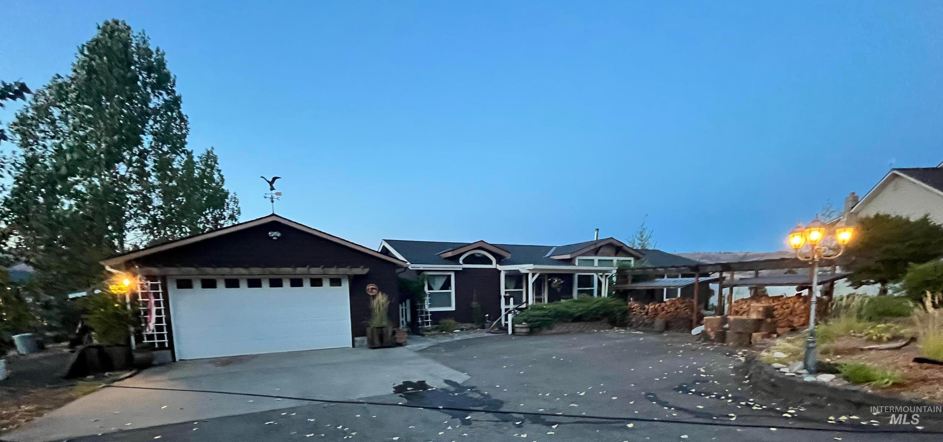 831 Crest Drive, Kamiah, Idaho 83536, 3 Bedrooms, 2 Bathrooms, Residential For Sale, Price $498,000,MLS 98973473