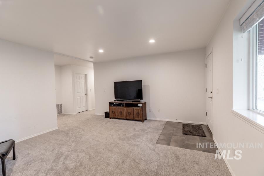 705 Rachel, Troy, Idaho 83871, 6 Bedrooms, 4 Bathrooms, Residential For Sale, Price $599,000,MLS 98973476