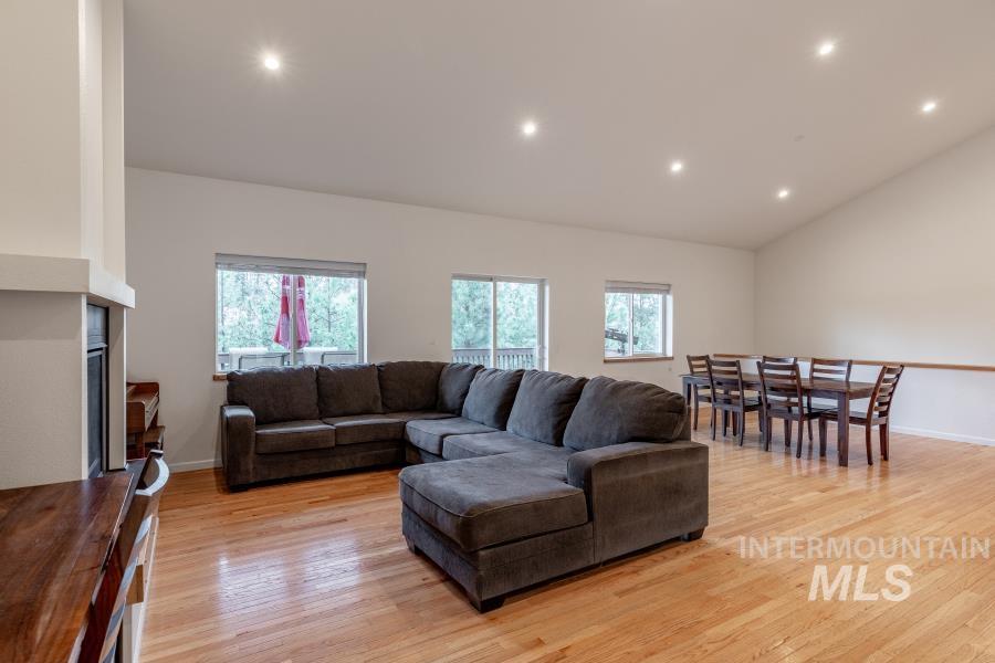 705 Rachel, Troy, Idaho 83871, 6 Bedrooms, 4 Bathrooms, Residential For Sale, Price $599,000,MLS 98973476