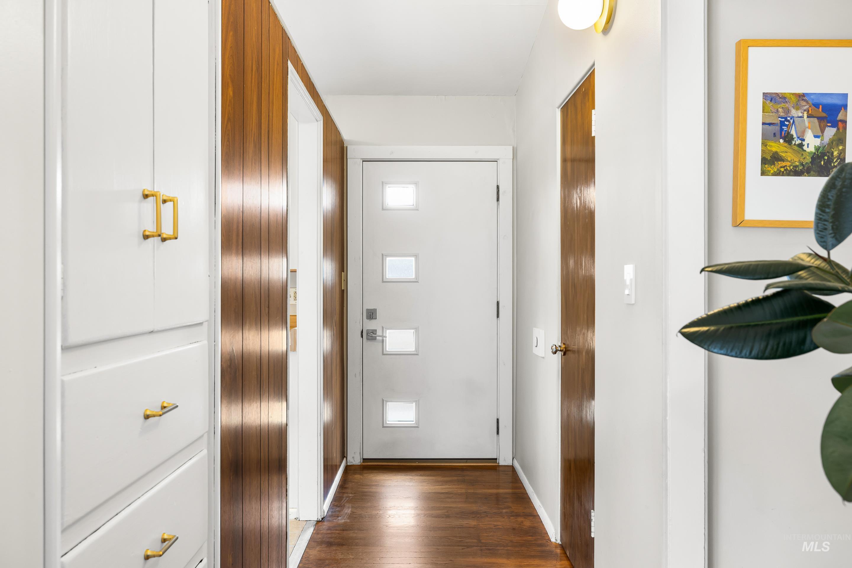 2824 W Kathryn St, Boise, Idaho 83705, 3 Bedrooms, 1 Bathroom, Residential For Sale, Price $360,000,MLS 98973477