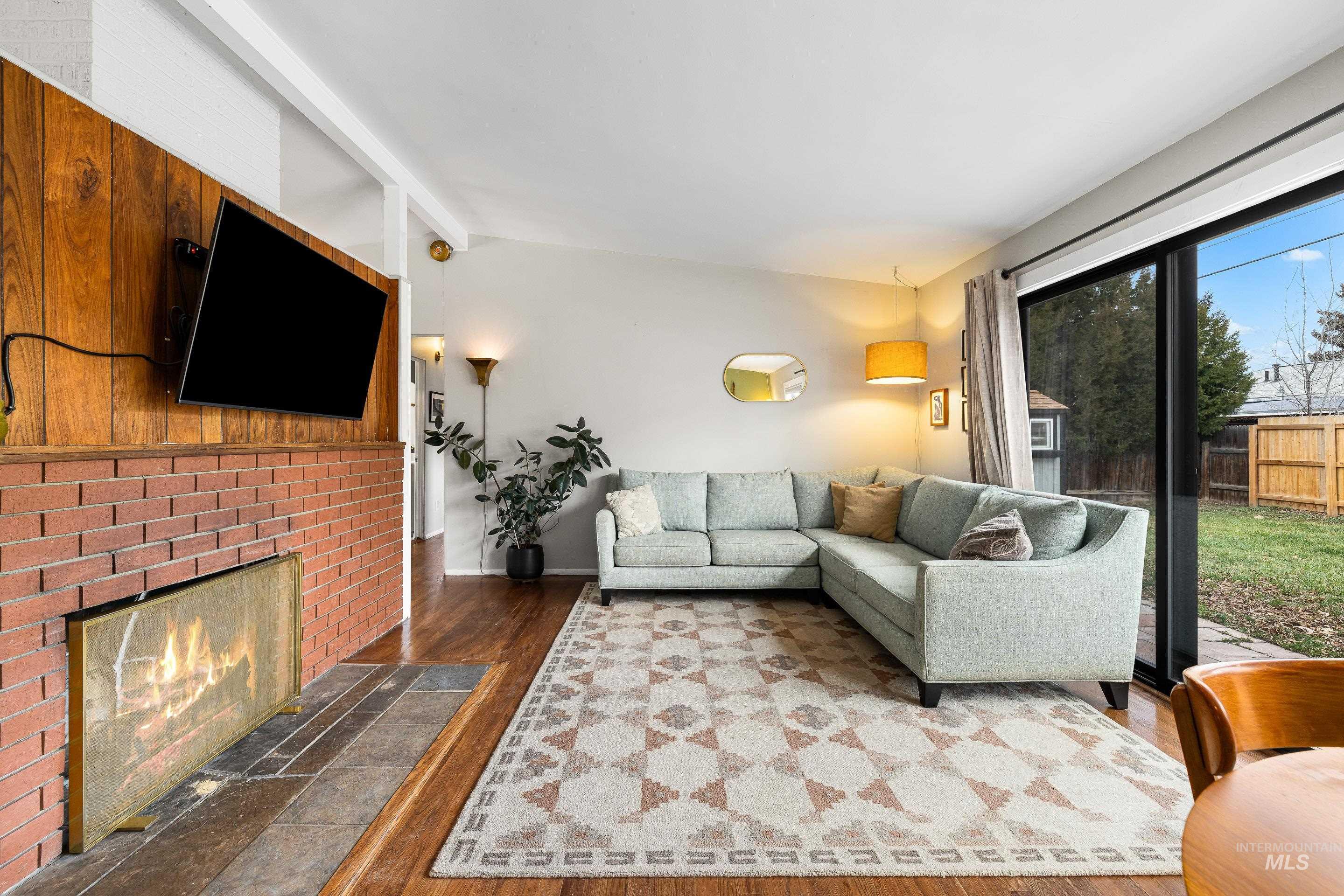 2824 W Kathryn St, Boise, Idaho 83705, 3 Bedrooms, 1 Bathroom, Residential For Sale, Price $360,000,MLS 98973477