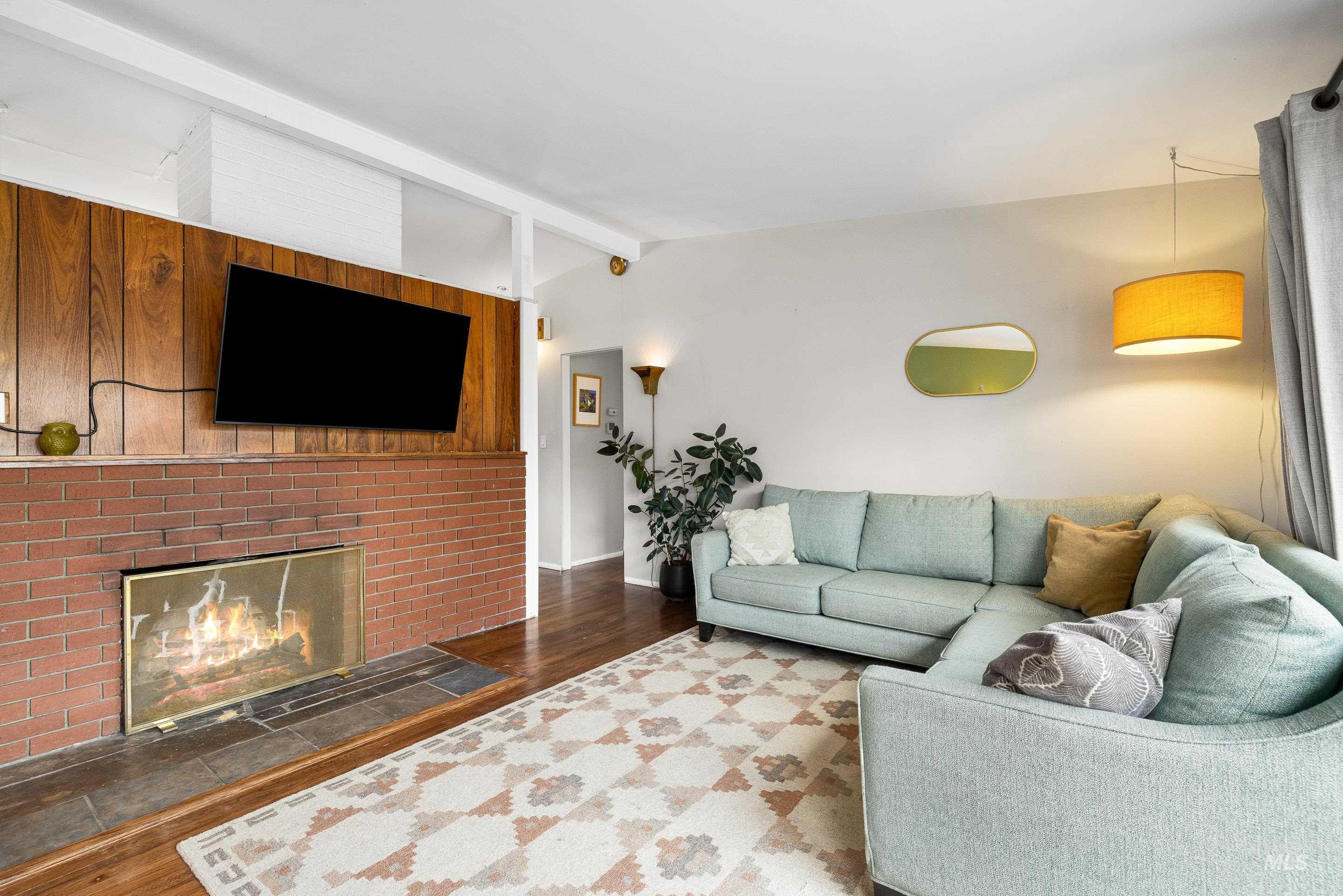 2824 W Kathryn St, Boise, Idaho 83705, 3 Bedrooms, 1 Bathroom, Residential For Sale, Price $360,000,MLS 98973477