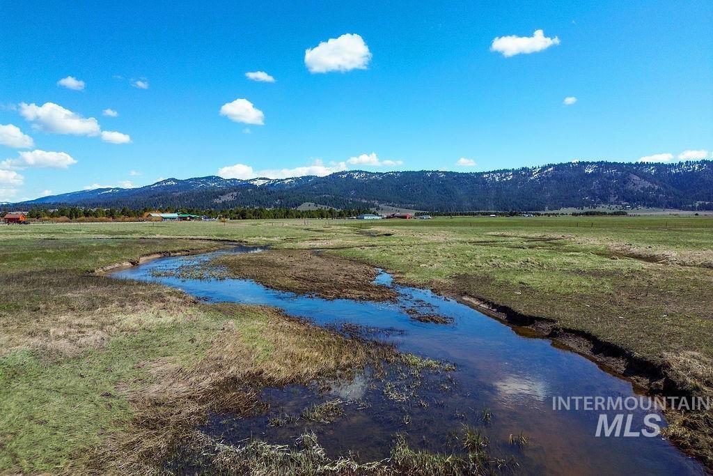 10130 Round Valley Rd, Cascade, Idaho 83611, Land For Sale, Price $525,000,MLS 98973478