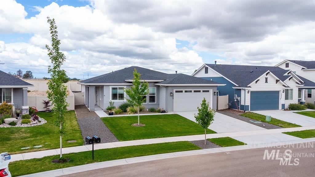 12959 S Nuova Way, Nampa, Idaho 83686, 3 Bedrooms, 2 Bathrooms, Residential For Sale, Price $475,000,MLS 98973480