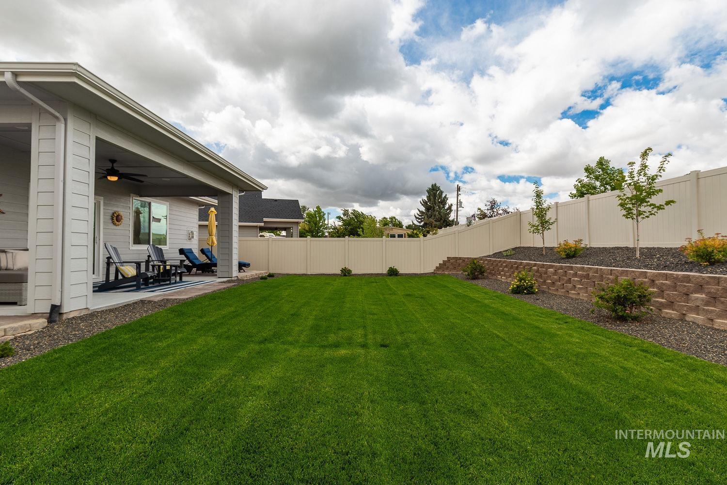 12959 S Nuova Way, Nampa, Idaho 83686, 3 Bedrooms, 2 Bathrooms, Residential For Sale, Price $475,000,MLS 98973480