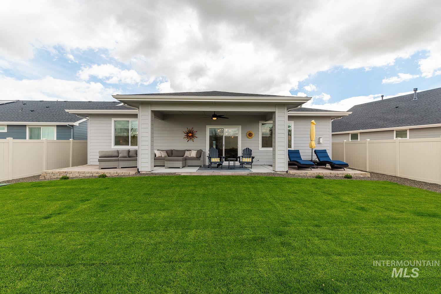 12959 S Nuova Way, Nampa, Idaho 83686, 3 Bedrooms, 2 Bathrooms, Residential For Sale, Price $475,000,MLS 98973480