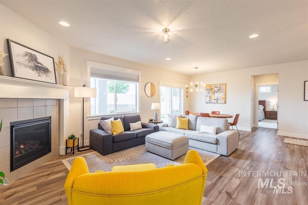 12959 S Nuova Way, Nampa, Idaho 83686, 3 Bedrooms, 2 Bathrooms, Residential For Sale, Price $475,000,MLS 98973480