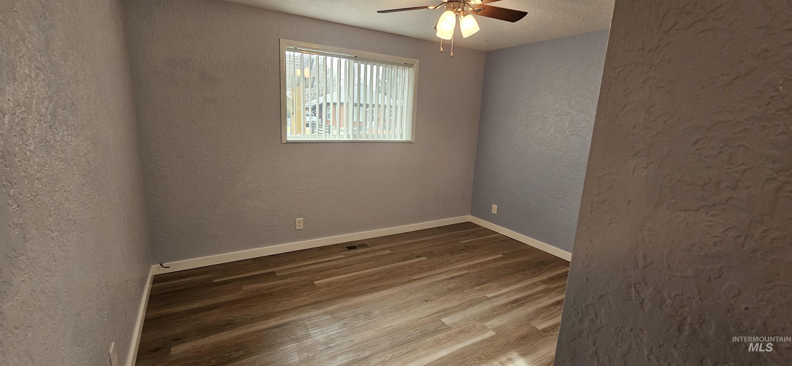 595 S Pond St, Boise, Idaho 83705, 3 Bedrooms, 2 Bathrooms, Residential For Sale, Price $369,900,MLS 98973483