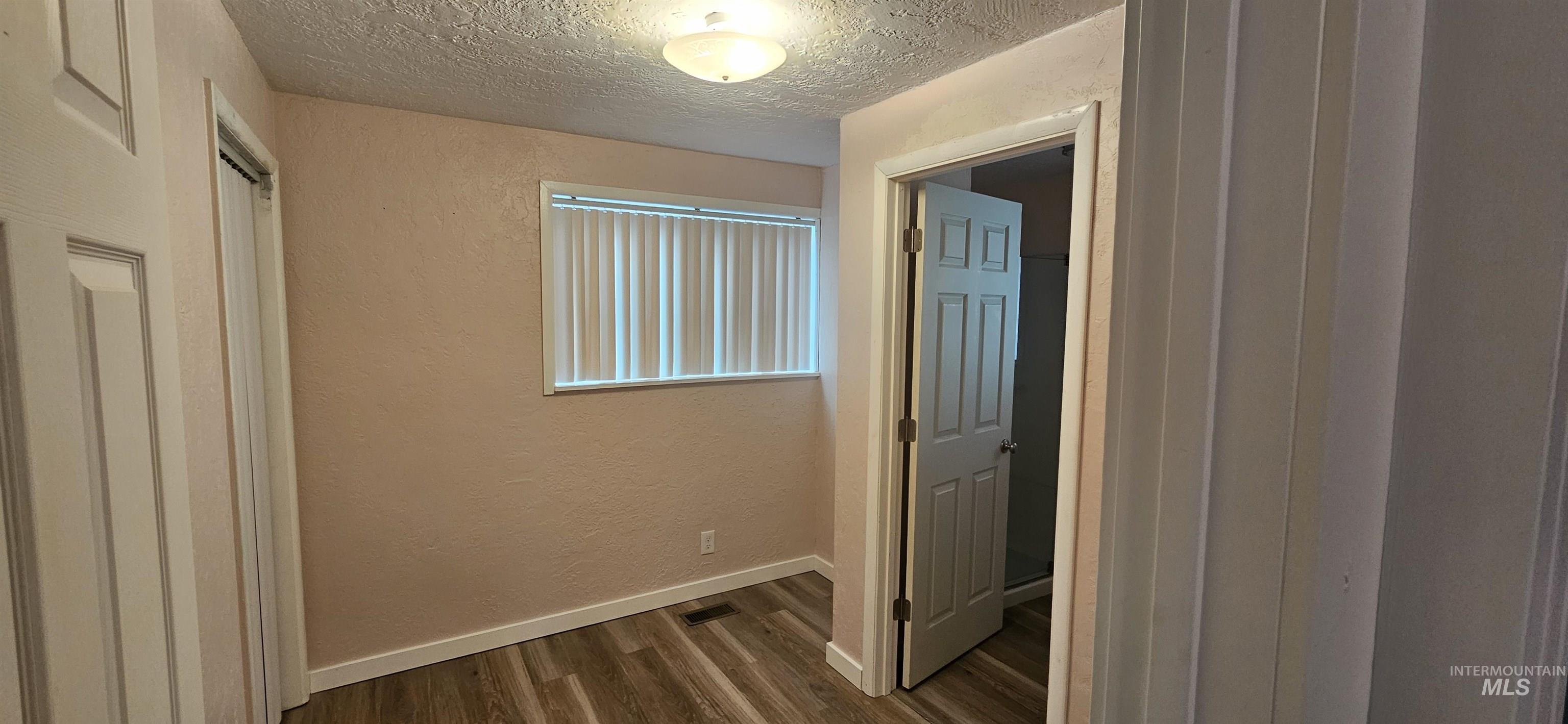 595 S Pond St, Boise, Idaho 83705, 3 Bedrooms, 2 Bathrooms, Residential For Sale, Price $369,900,MLS 98973483