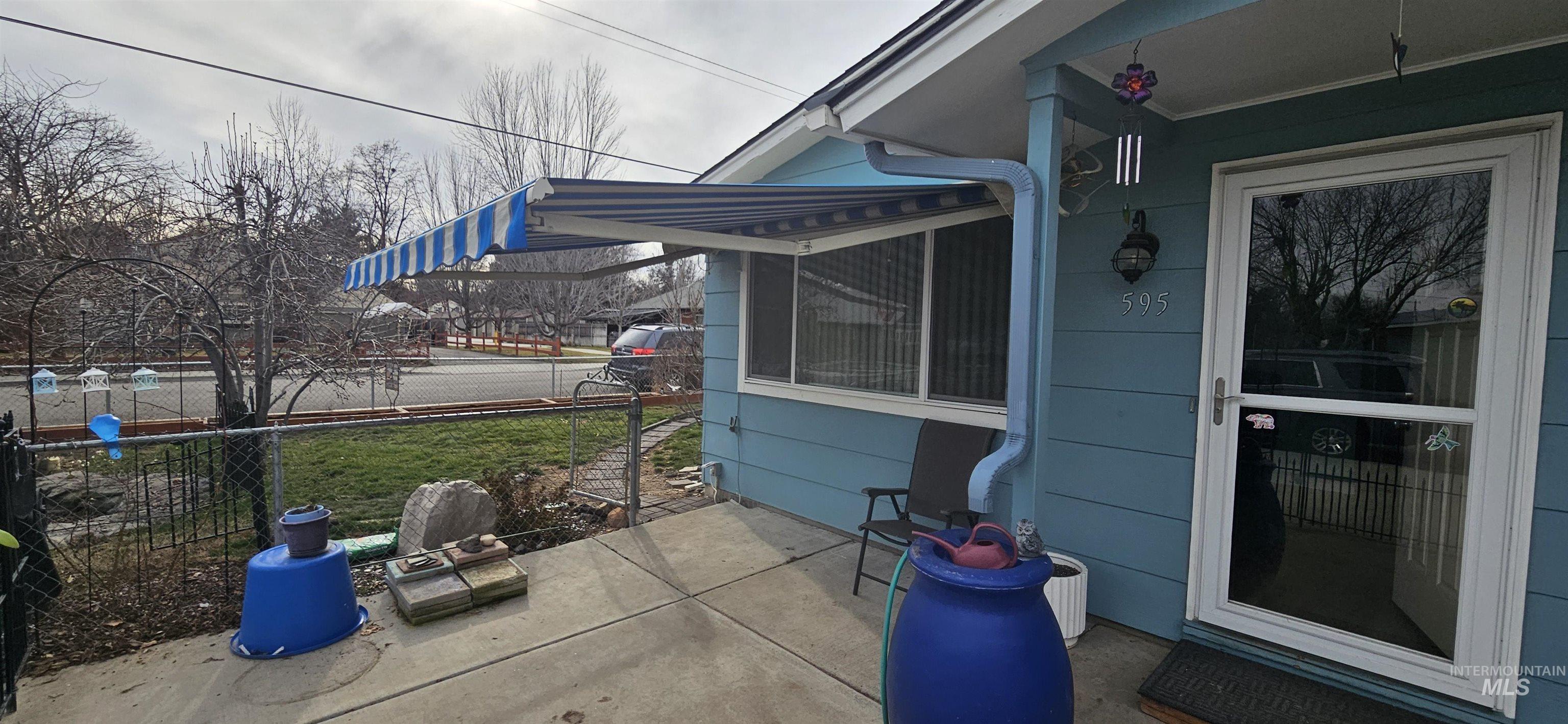 595 S Pond St, Boise, Idaho 83705, 3 Bedrooms, 2 Bathrooms, Residential For Sale, Price $369,900,MLS 98973483