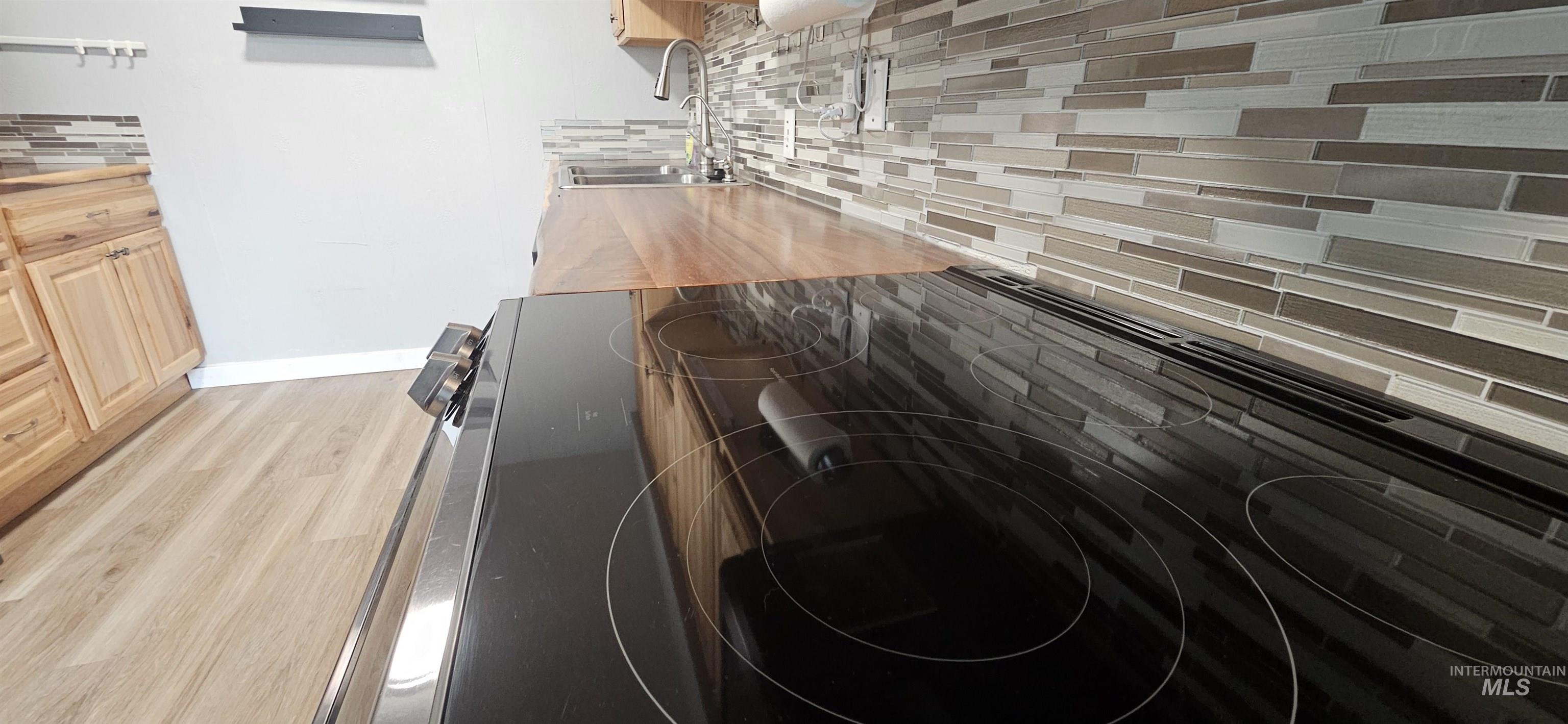 595 S Pond St, Boise, Idaho 83705, 3 Bedrooms, 2 Bathrooms, Residential For Sale, Price $369,900,MLS 98973483