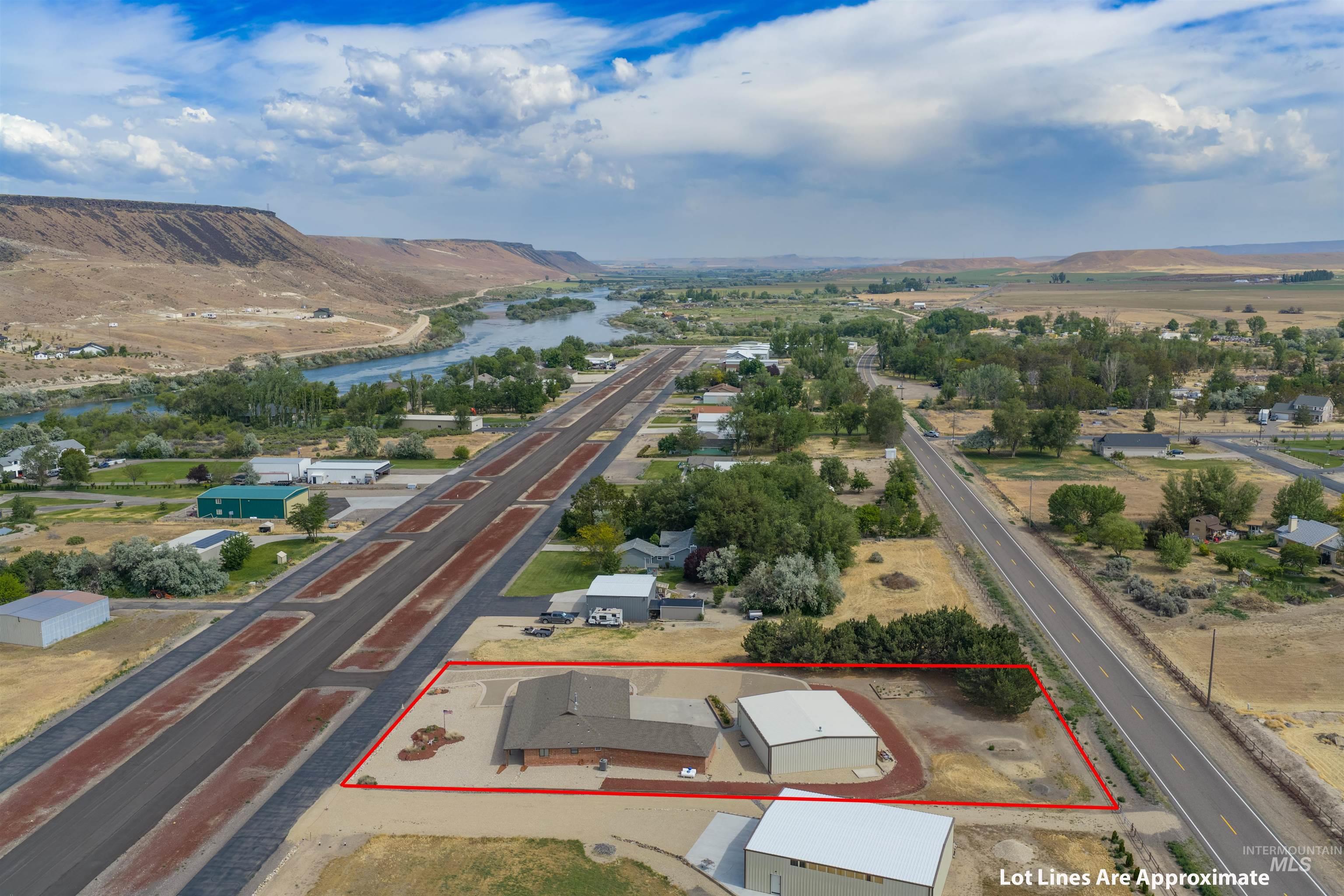 10514 Airpark Loop, Melba, Idaho 83641, 3 Bedrooms, 2 Bathrooms, Residential For Sale, Price $800,000,MLS 98973484