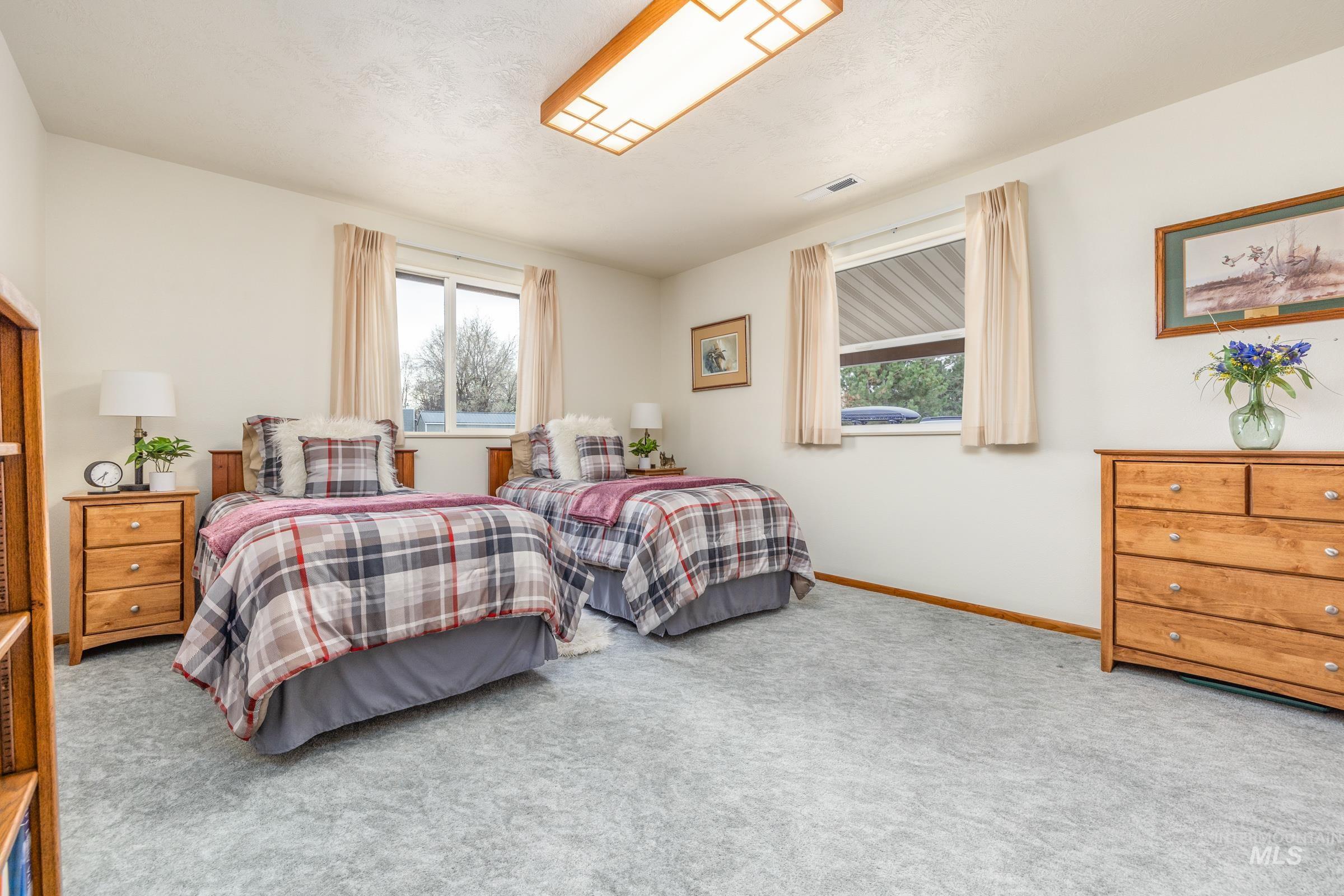 10514 Airpark Loop, Melba, Idaho 83641, 3 Bedrooms, 2 Bathrooms, Residential For Sale, Price $795,000, 98973484