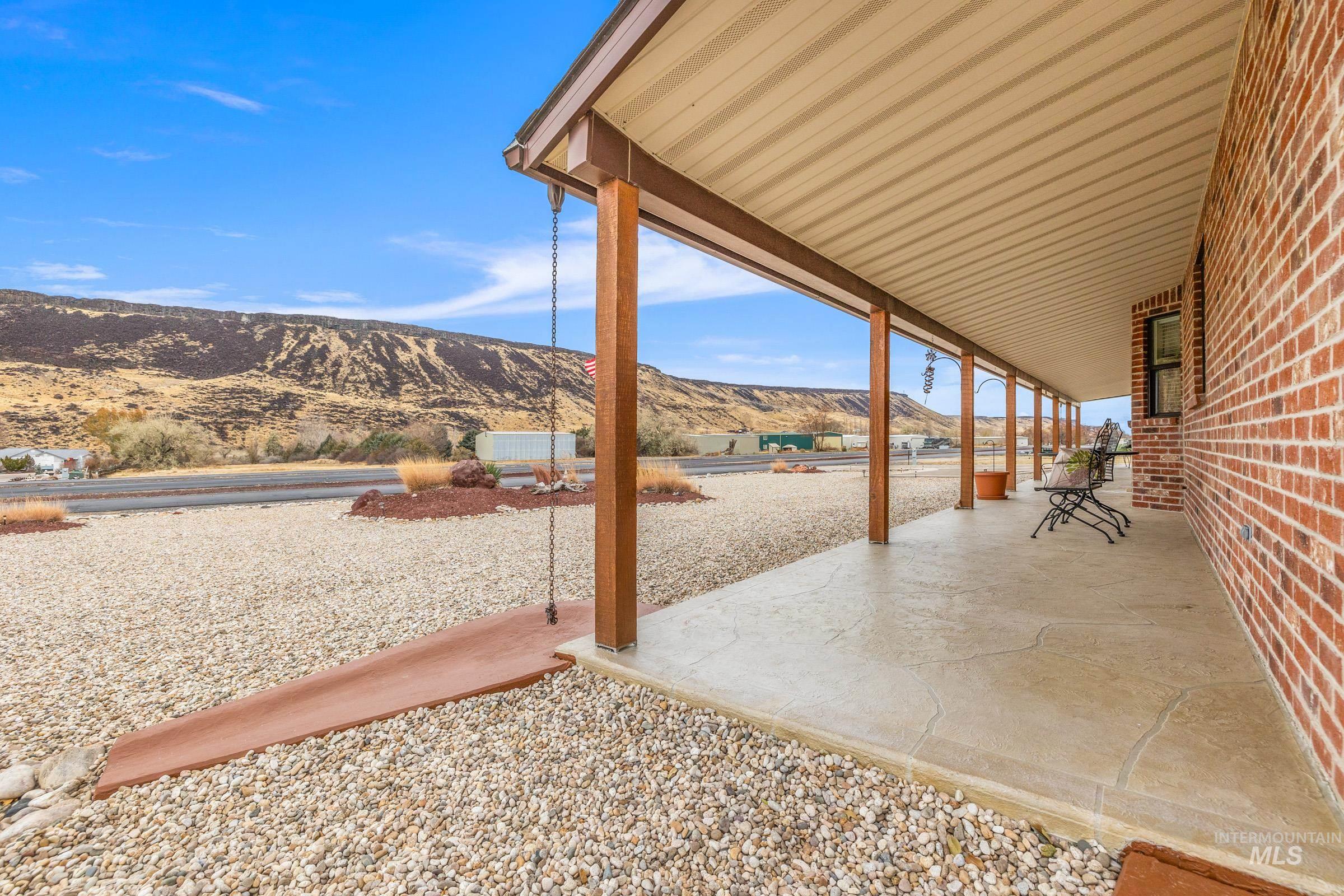 10514 Airpark Loop, Melba, Idaho 83641, 3 Bedrooms, 2 Bathrooms, Residential For Sale, Price $800,000,MLS 98973484
