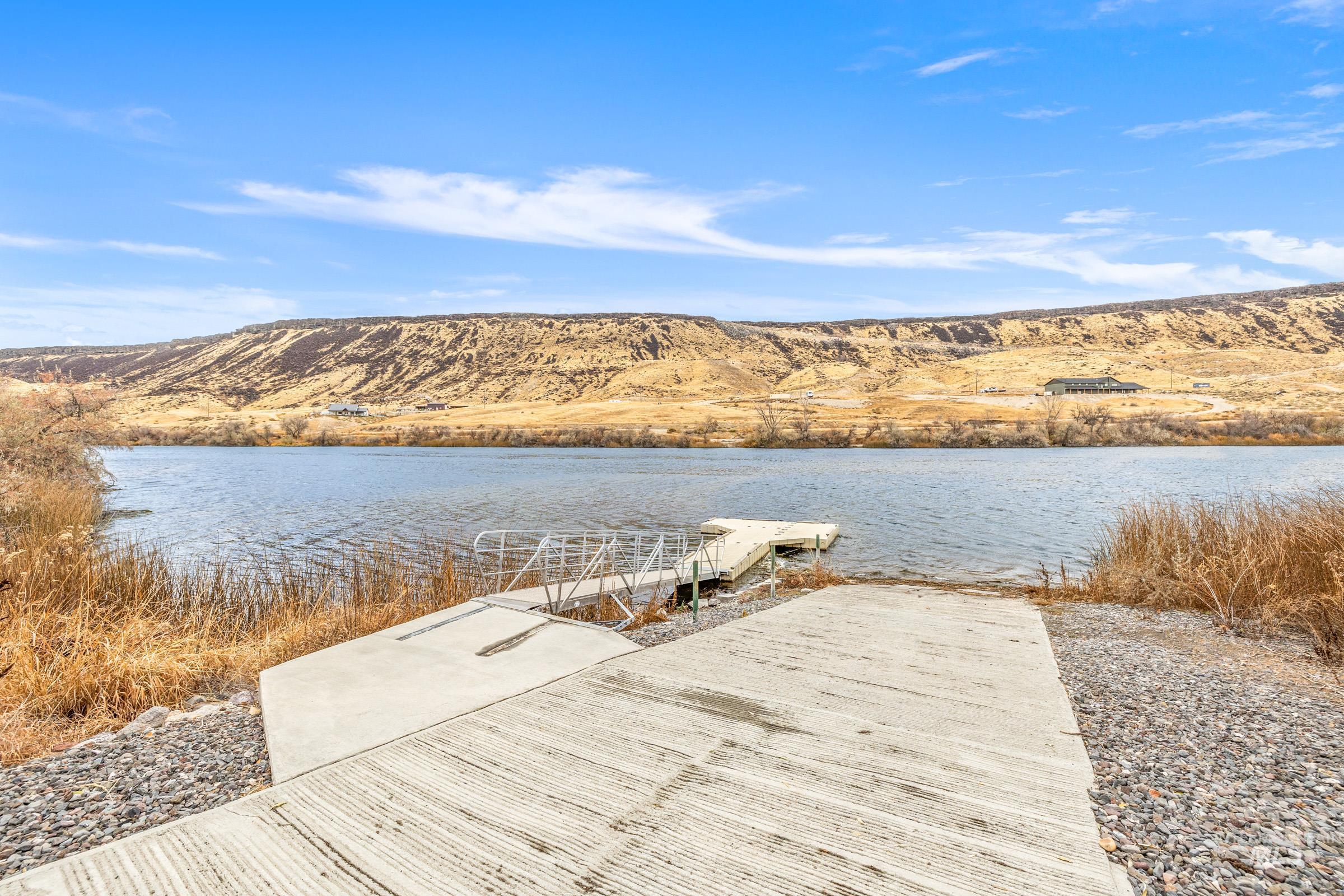 10514 Airpark Loop, Melba, Idaho 83641, 3 Bedrooms, 2 Bathrooms, Residential For Sale, Price $795,000,MLS 98973484