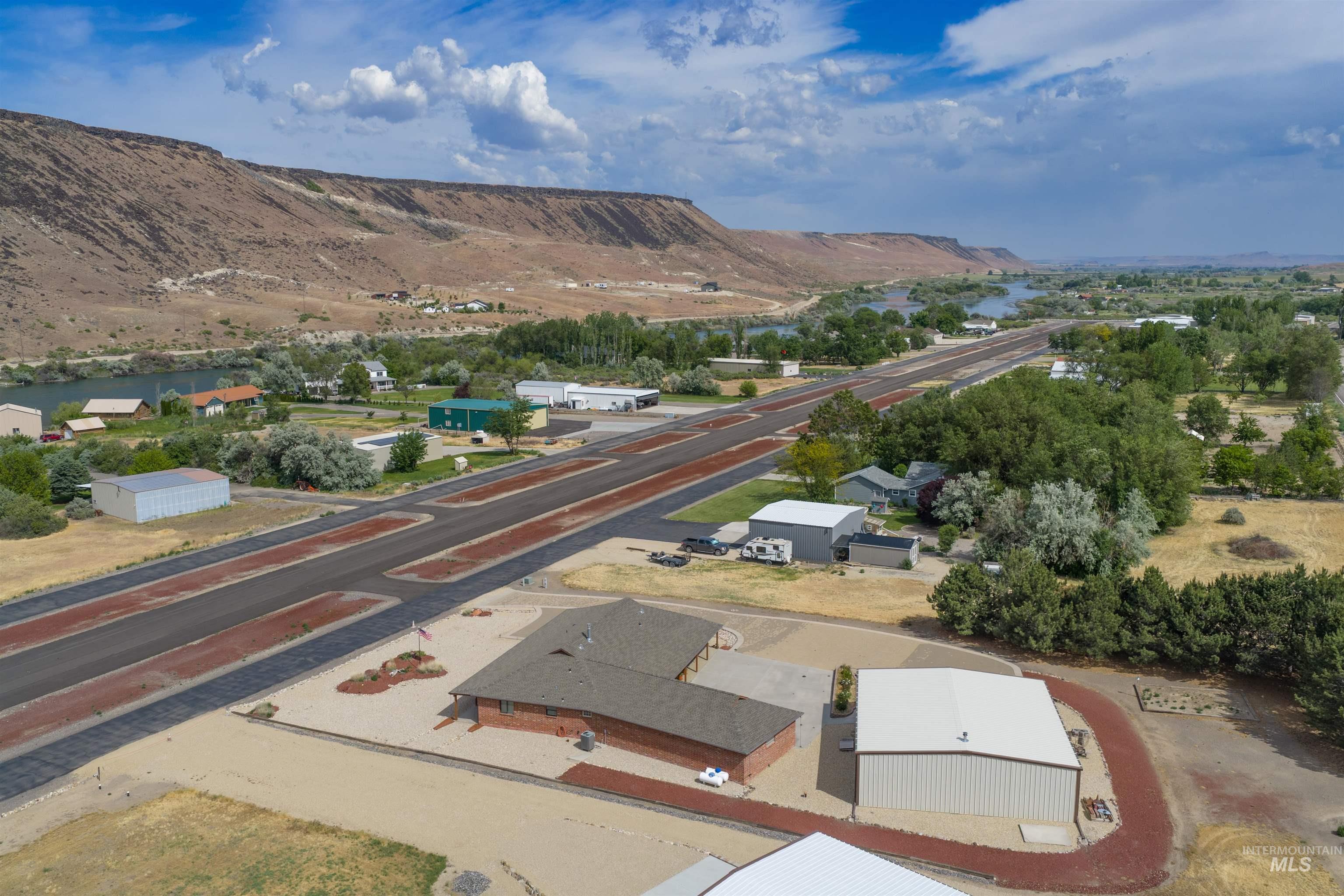 10514 Airpark Loop, Melba, Idaho 83641, 3 Bedrooms, 2 Bathrooms, Residential For Sale, Price $800,000,MLS 98973484