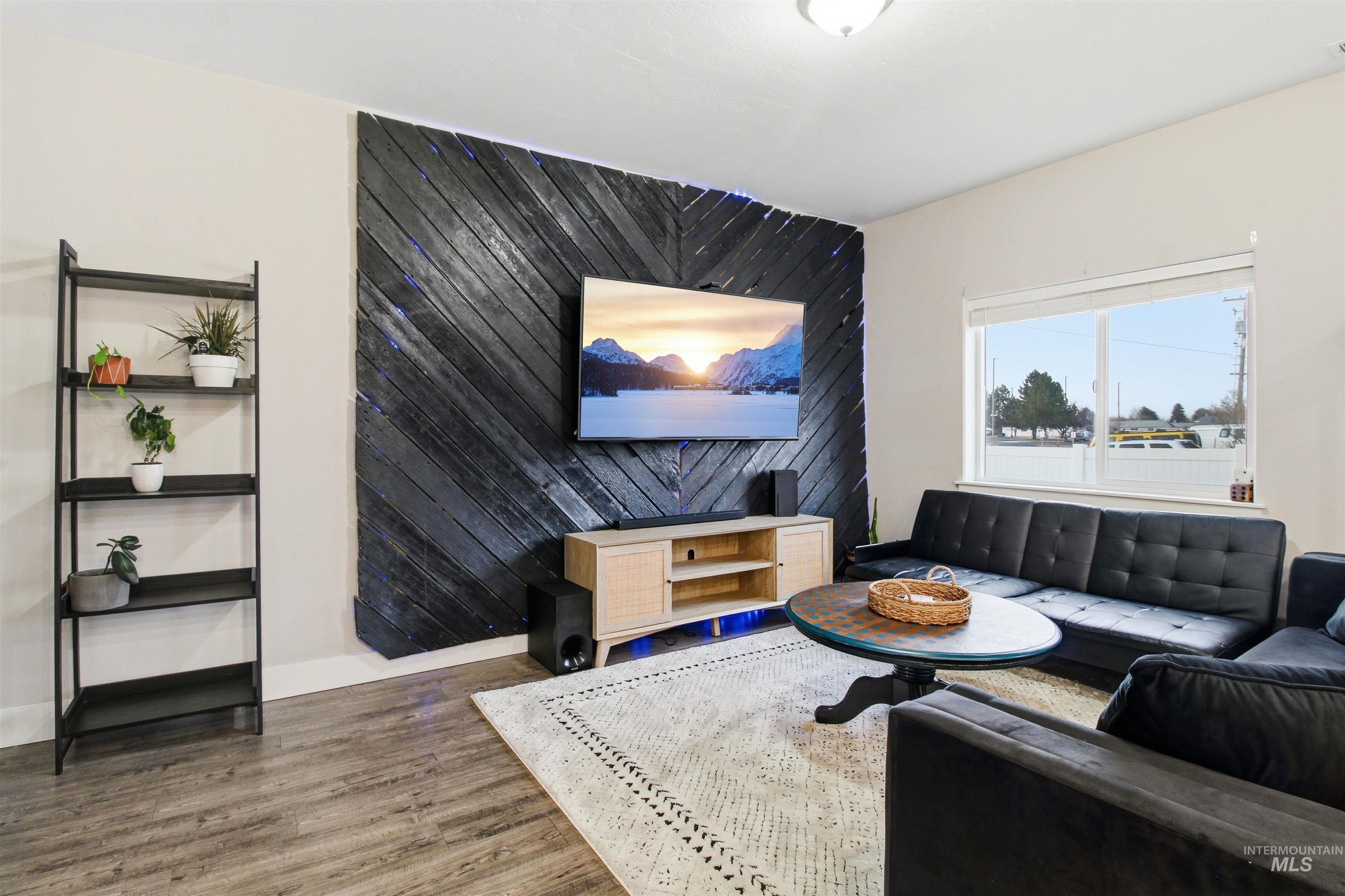 900 E 20th St., Burley, Idaho 88318, 3 Bedrooms, 2.5 Bathrooms, Residential For Sale, Price $309,000,MLS 98973485