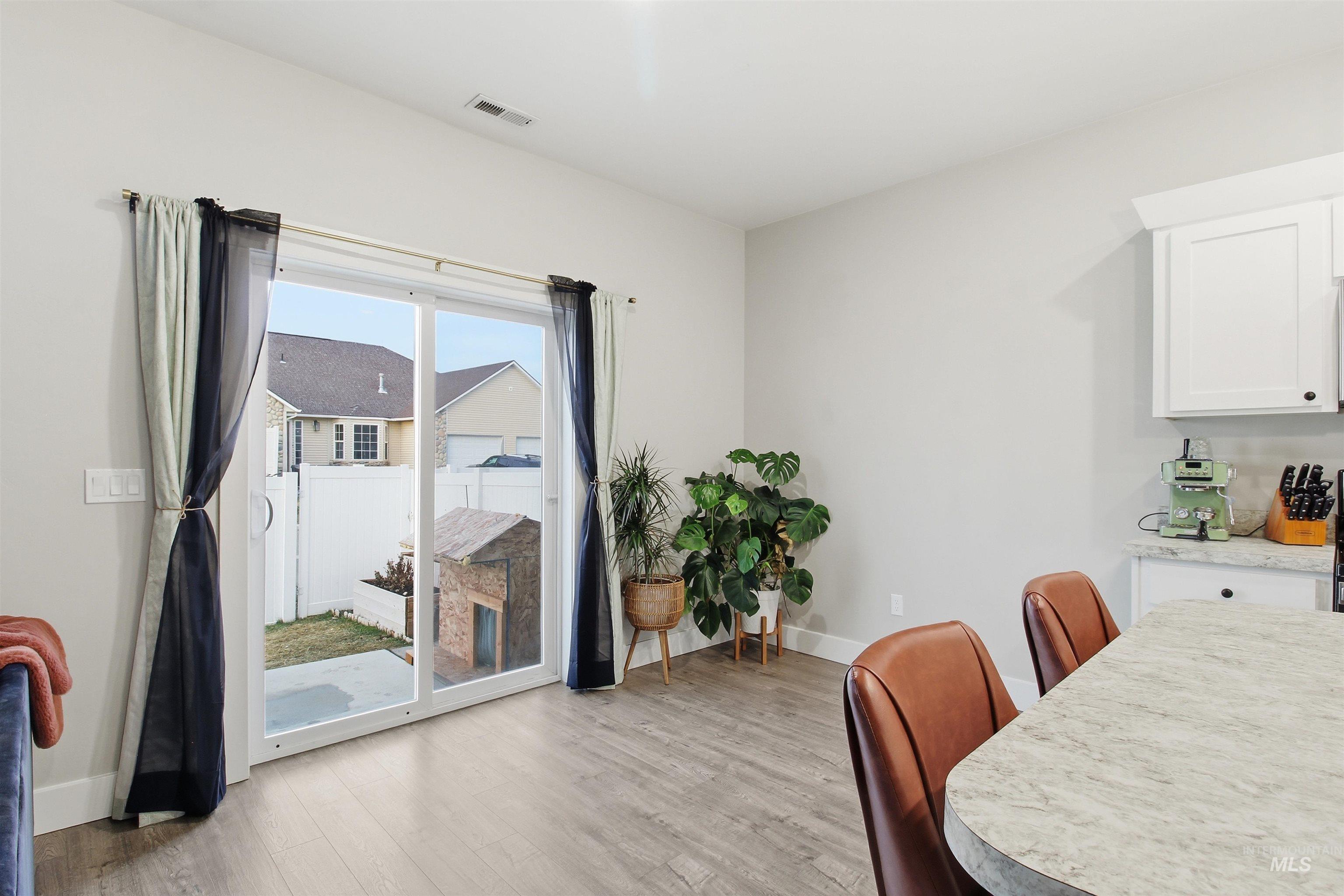 900 E 20th St., Burley, Idaho 88318, 3 Bedrooms, 2.5 Bathrooms, Residential For Sale, Price $309,000,MLS 98973485