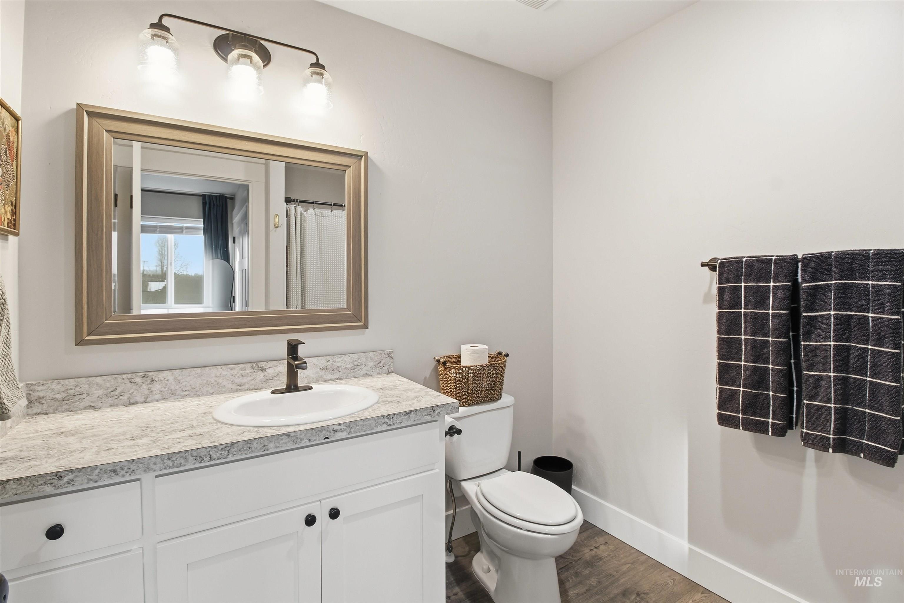 900 E 20th St., Burley, Idaho 88318, 3 Bedrooms, 2.5 Bathrooms, Residential For Sale, Price $309,000,MLS 98973485