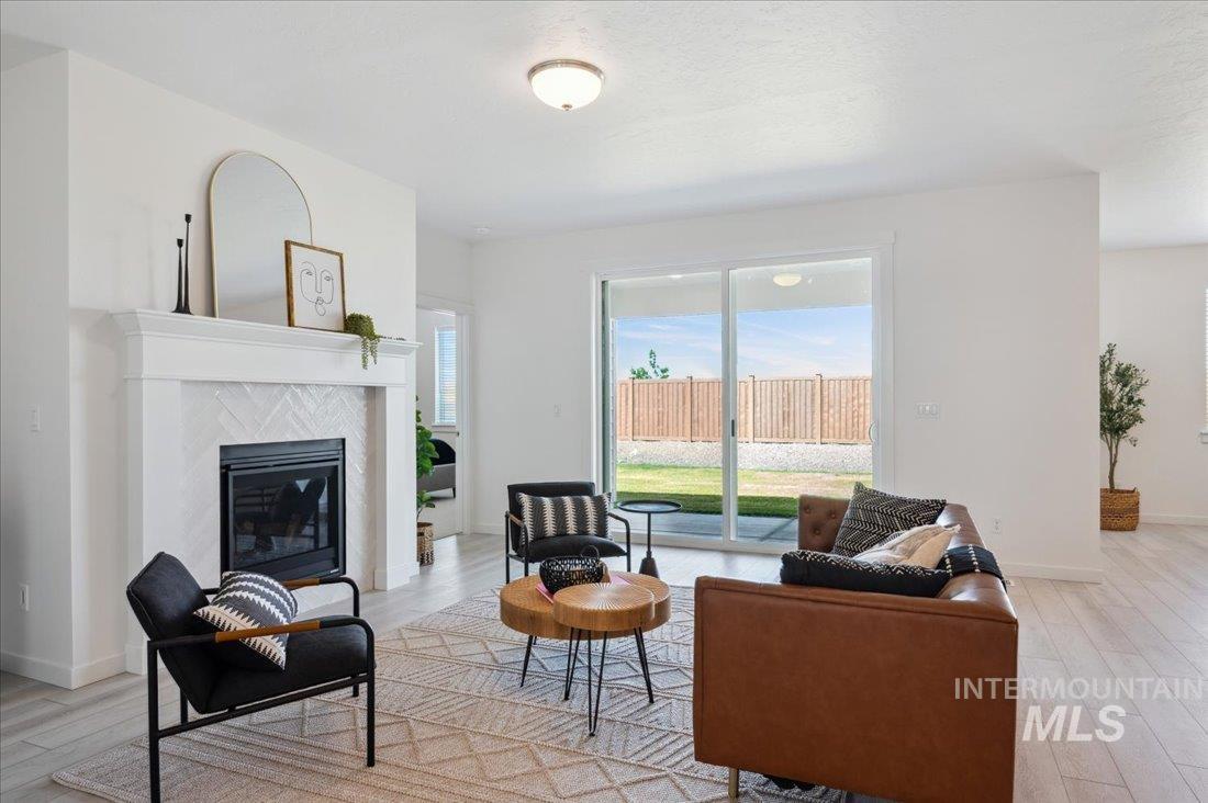 9036 W Moon River Dr, Star, Idaho 83669, 4 Bedrooms, 2 Bathrooms, Residential For Sale, Price $555,000,MLS 98973488