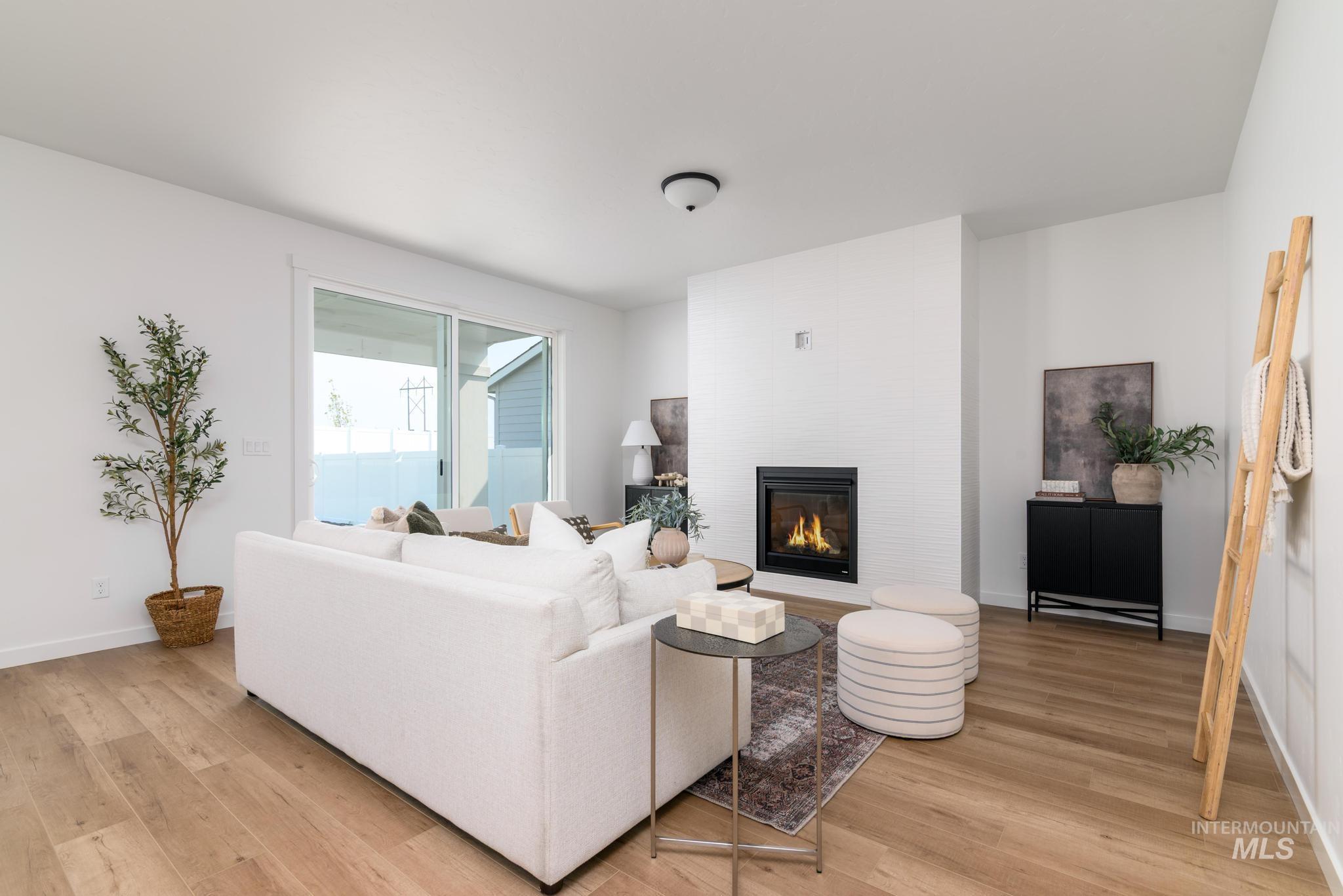 9004 W Moon River Dr, Star, Idaho 83669, 3 Bedrooms, 2.5 Bathrooms, Residential For Sale, Price $599,000,MLS 98973493