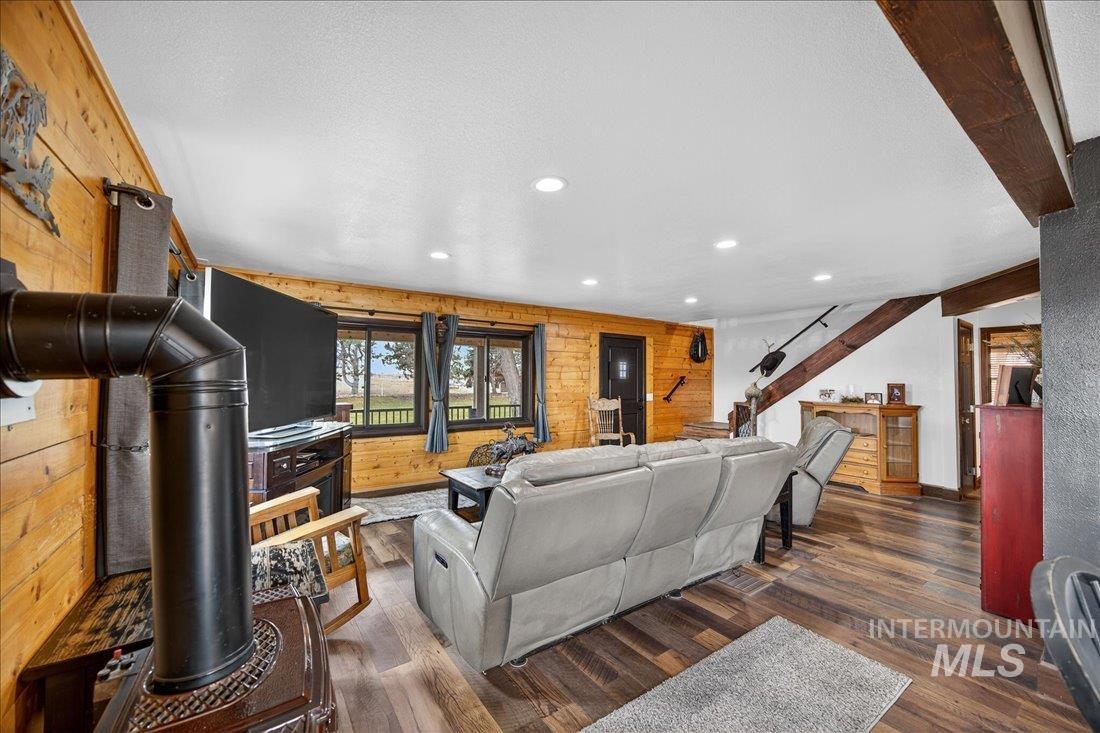 3606 E Columbia Rd, Meridian, Idaho 83642, 4 Bedrooms, 2.5 Bathrooms, Residential For Sale, Price $2,400,000, 98973495