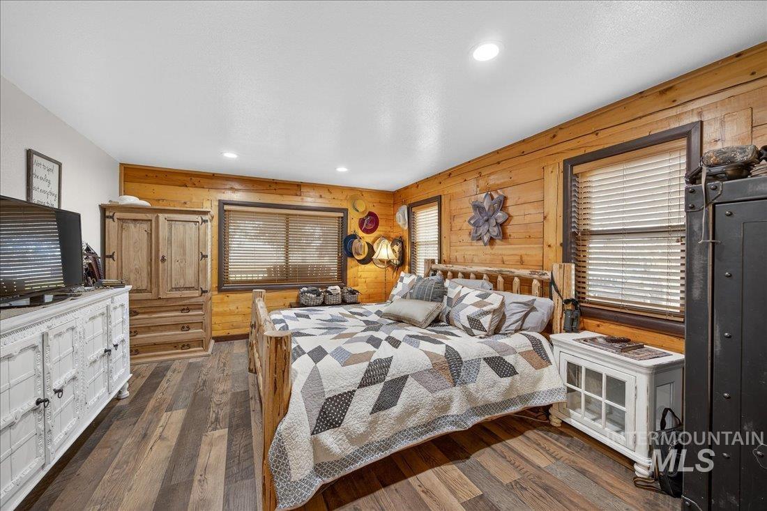 3606 E Columbia Rd, Meridian, Idaho 83642, 4 Bedrooms, 2.5 Bathrooms, Residential For Sale, Price $2,400,000, 98973495