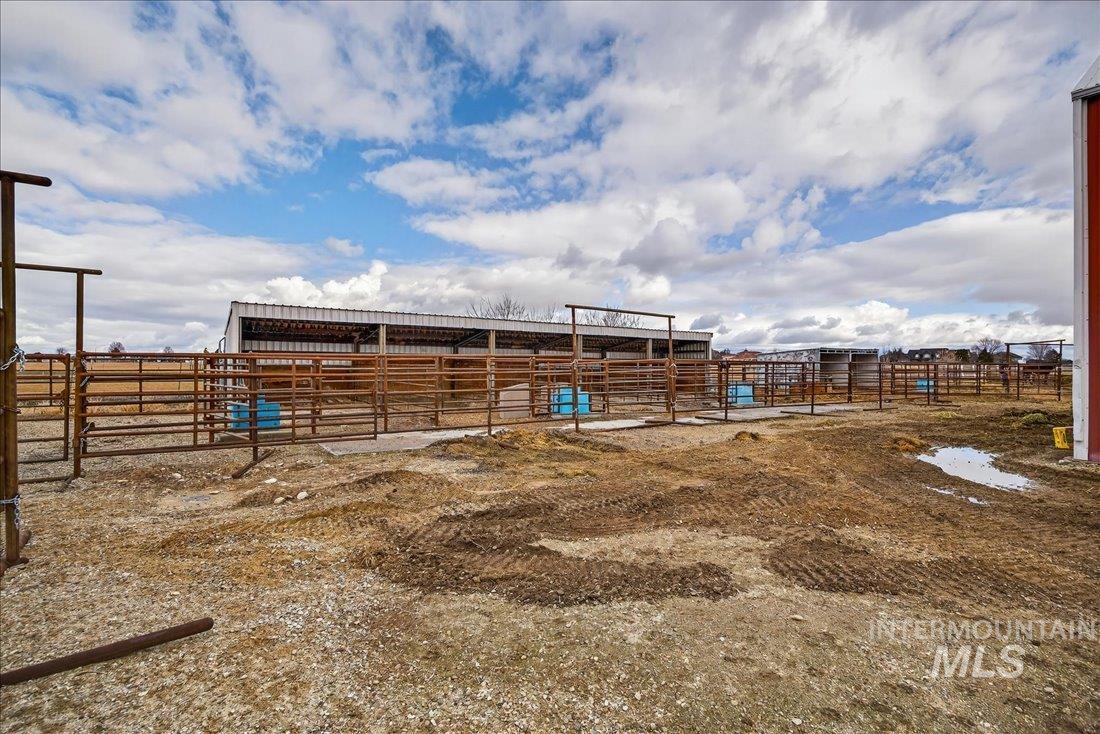 3606 E Columbia Rd, Meridian, Idaho 83642, 4 Bedrooms, 2.5 Bathrooms, Residential For Sale, Price $2,400,000, 98973495