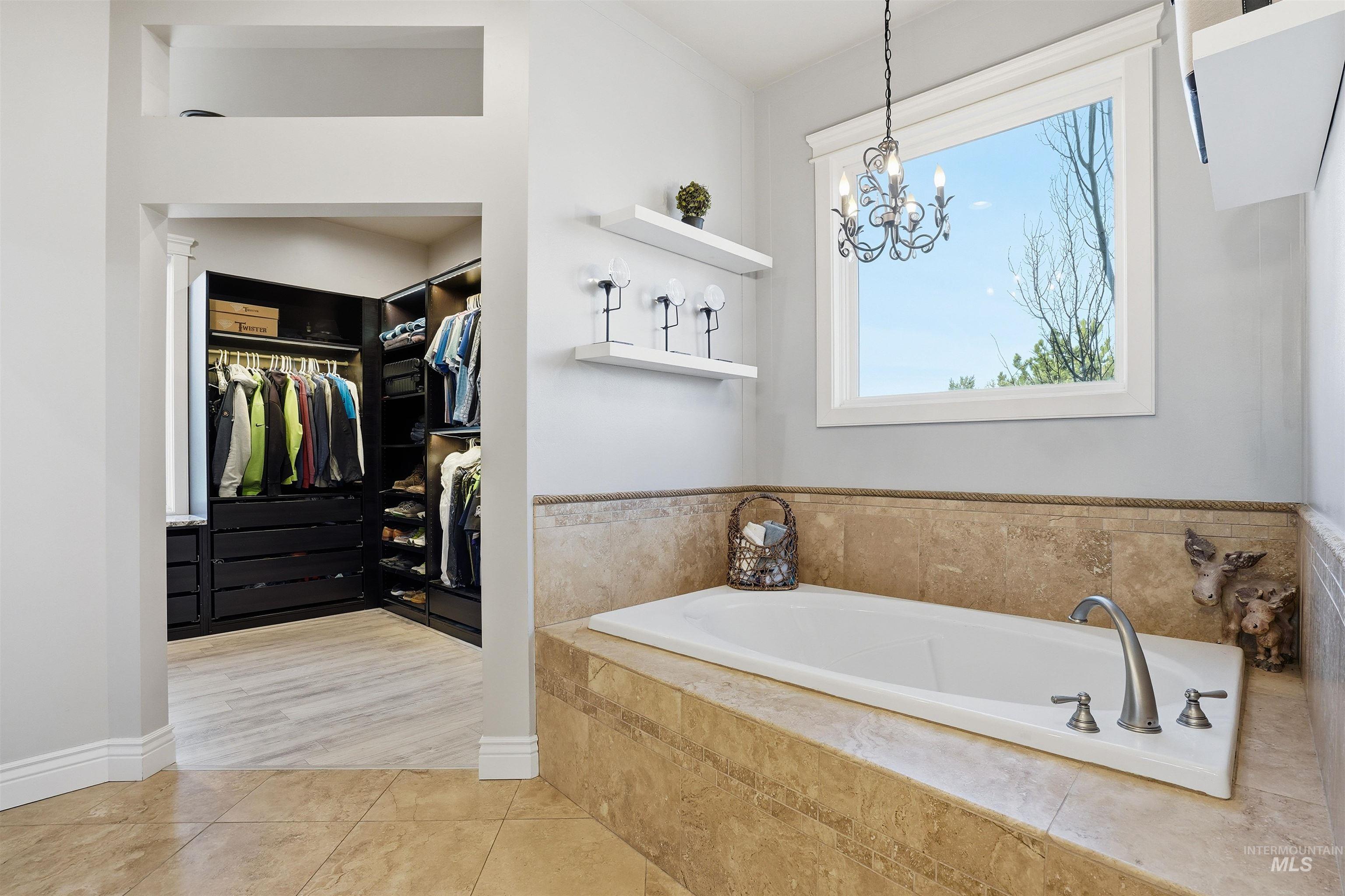 978 S 1200 E, Eden, Idaho 83325-5041, 5 Bedrooms, 3 Bathrooms, Residential For Sale, Price $1,200,000,MLS 98973496