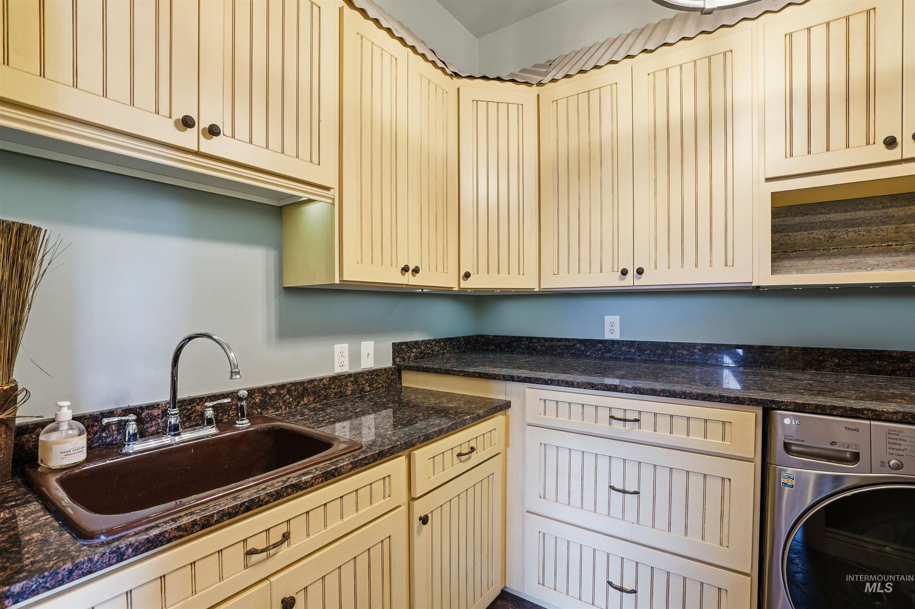 978 S 1200 E, Eden, Idaho 83325-5041, 5 Bedrooms, 3 Bathrooms, Residential For Sale, Price $1,200,000,MLS 98973496