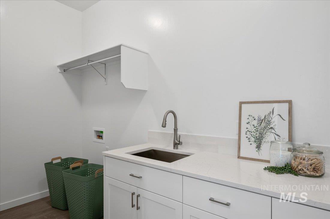 1400 N Leatherwood Ave, Star, Idaho 83669, 4 Bedrooms, 3 Bathrooms, Residential For Sale, Price $659,000,MLS 98973500