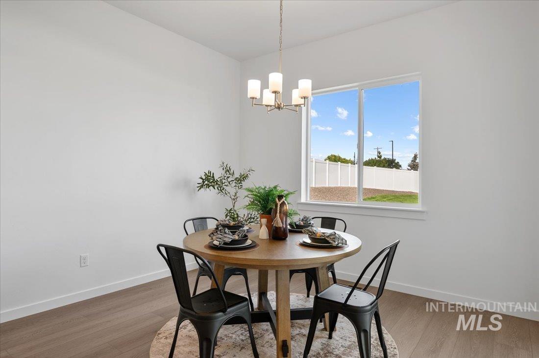 1400 N Leatherwood Ave, Star, Idaho 83669, 4 Bedrooms, 3 Bathrooms, Residential For Sale, Price $659,000,MLS 98973500